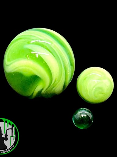 Preview pic of Bear Quartz - Slurper Set Green Swirl