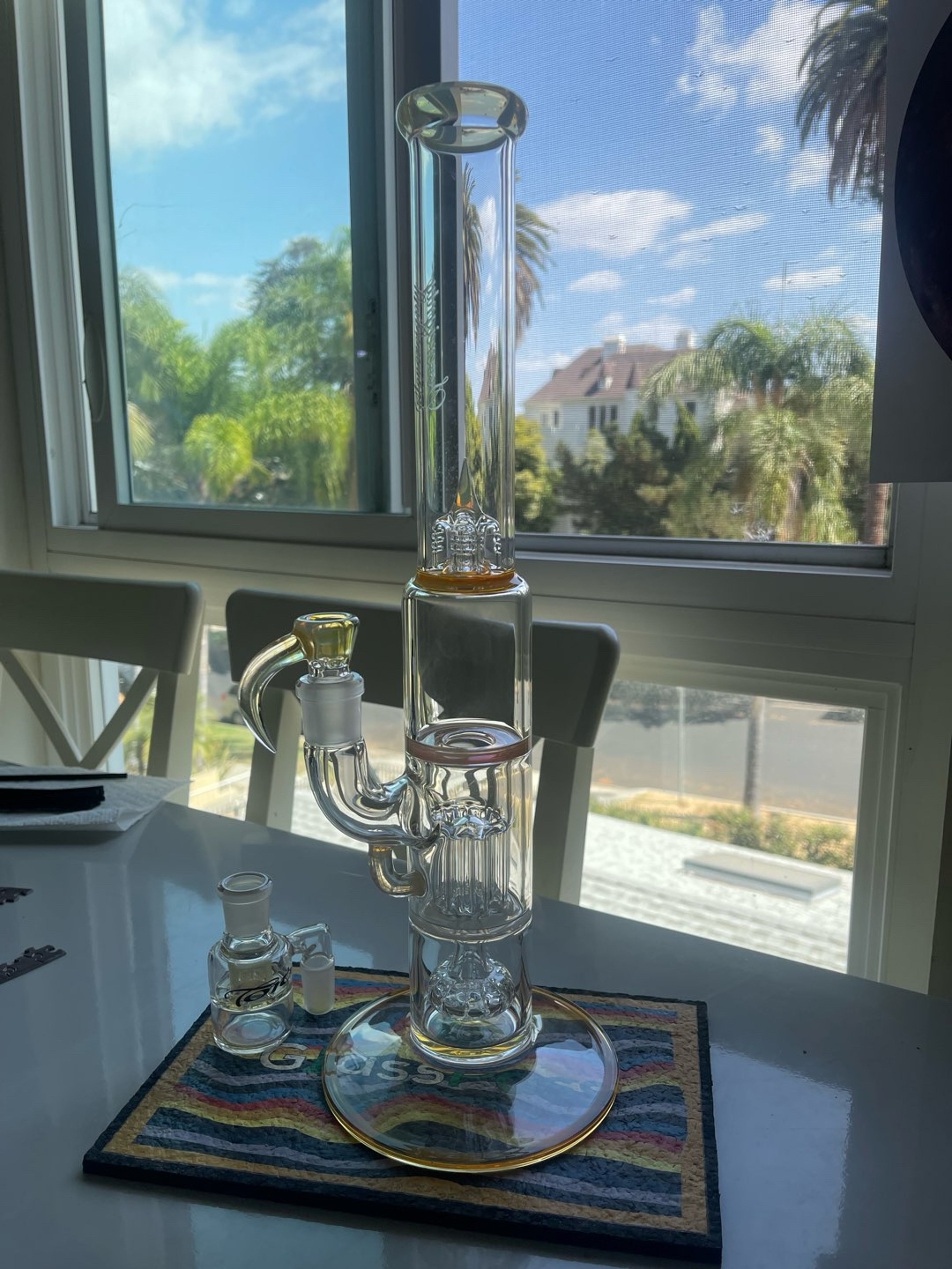 Preview pic of sovereignty glass pint pillar