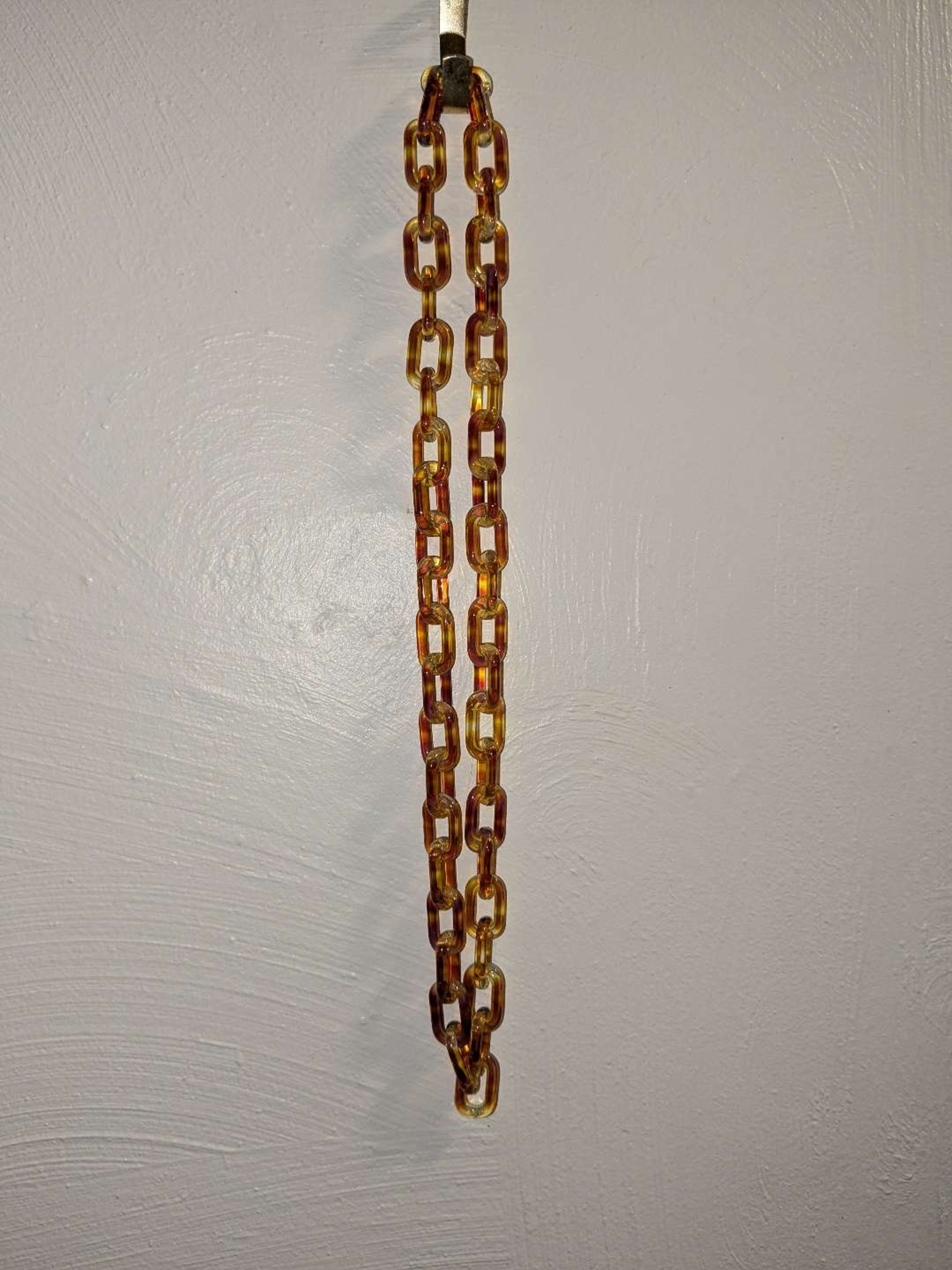 Preview pic of glass chain