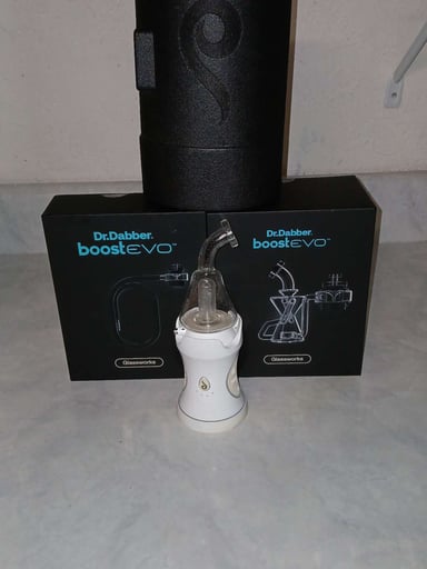 Preview pic of Dr.Dabber Boost Evo Bundle