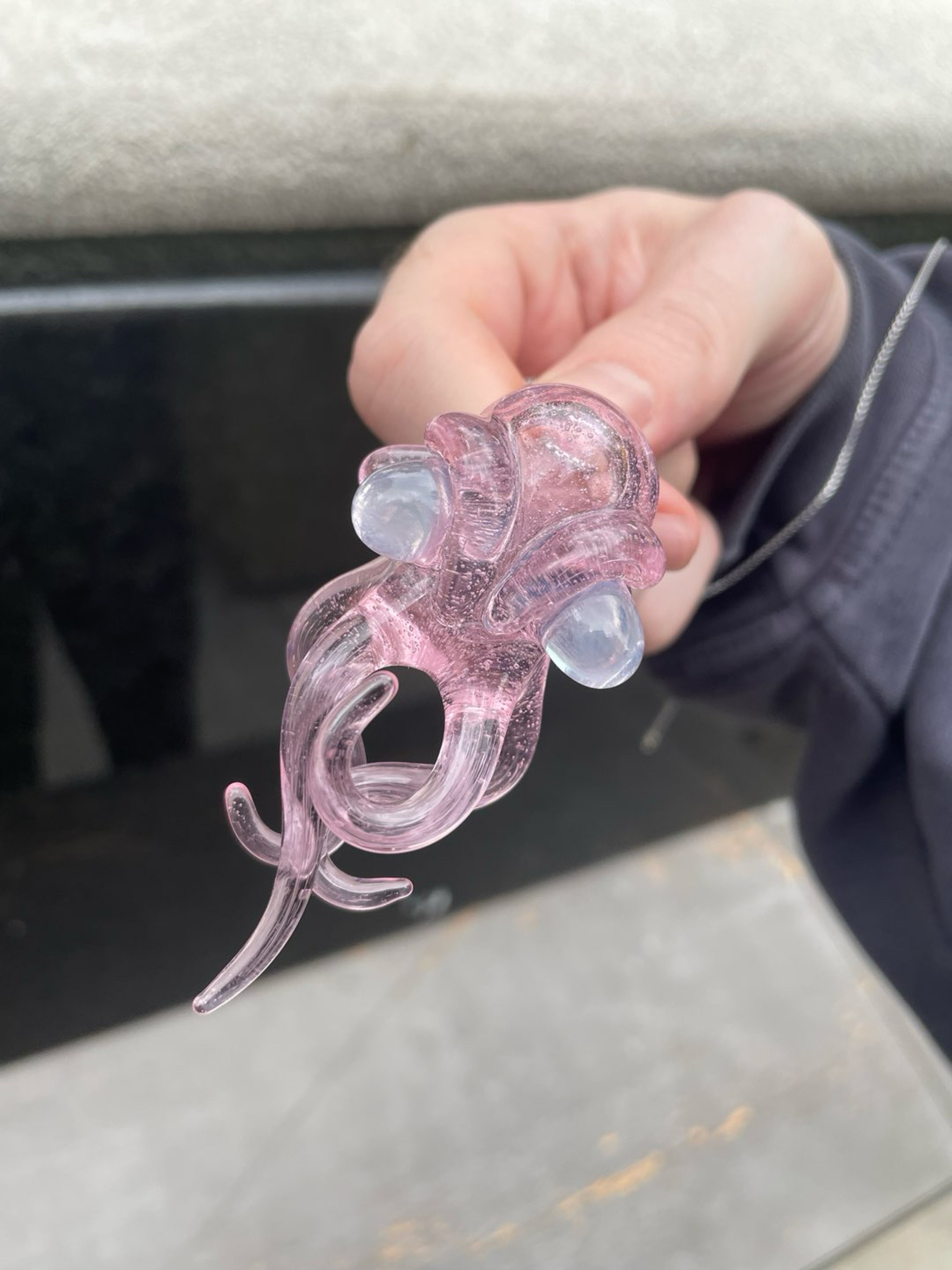 Preview pic of Pink cthulu pendy no reserve