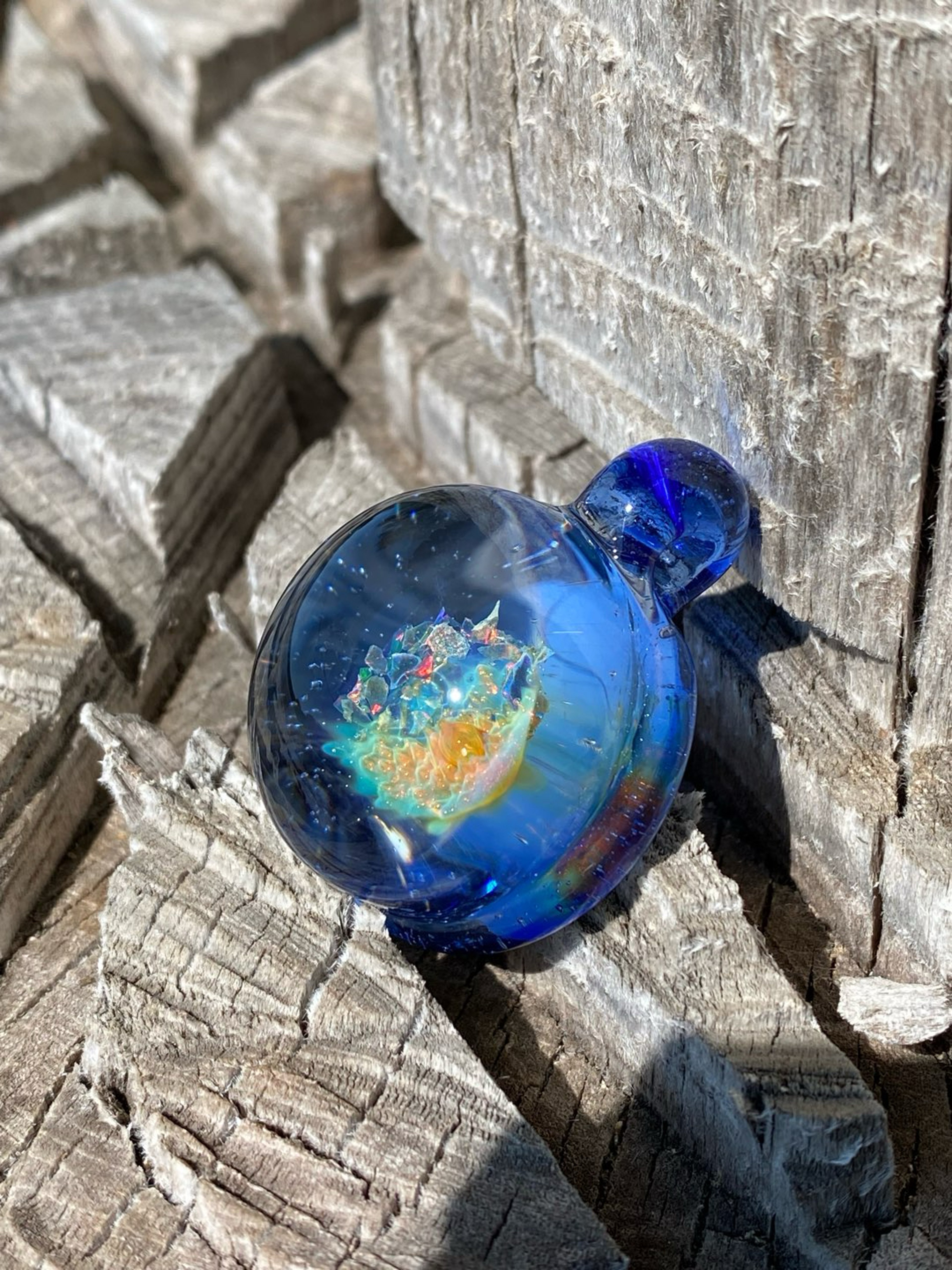 Preview pic of Crushed Opal and Fume Explosion Pendant