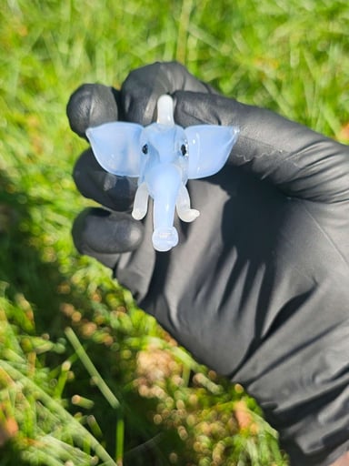 Preview pic of Elephant head pendant