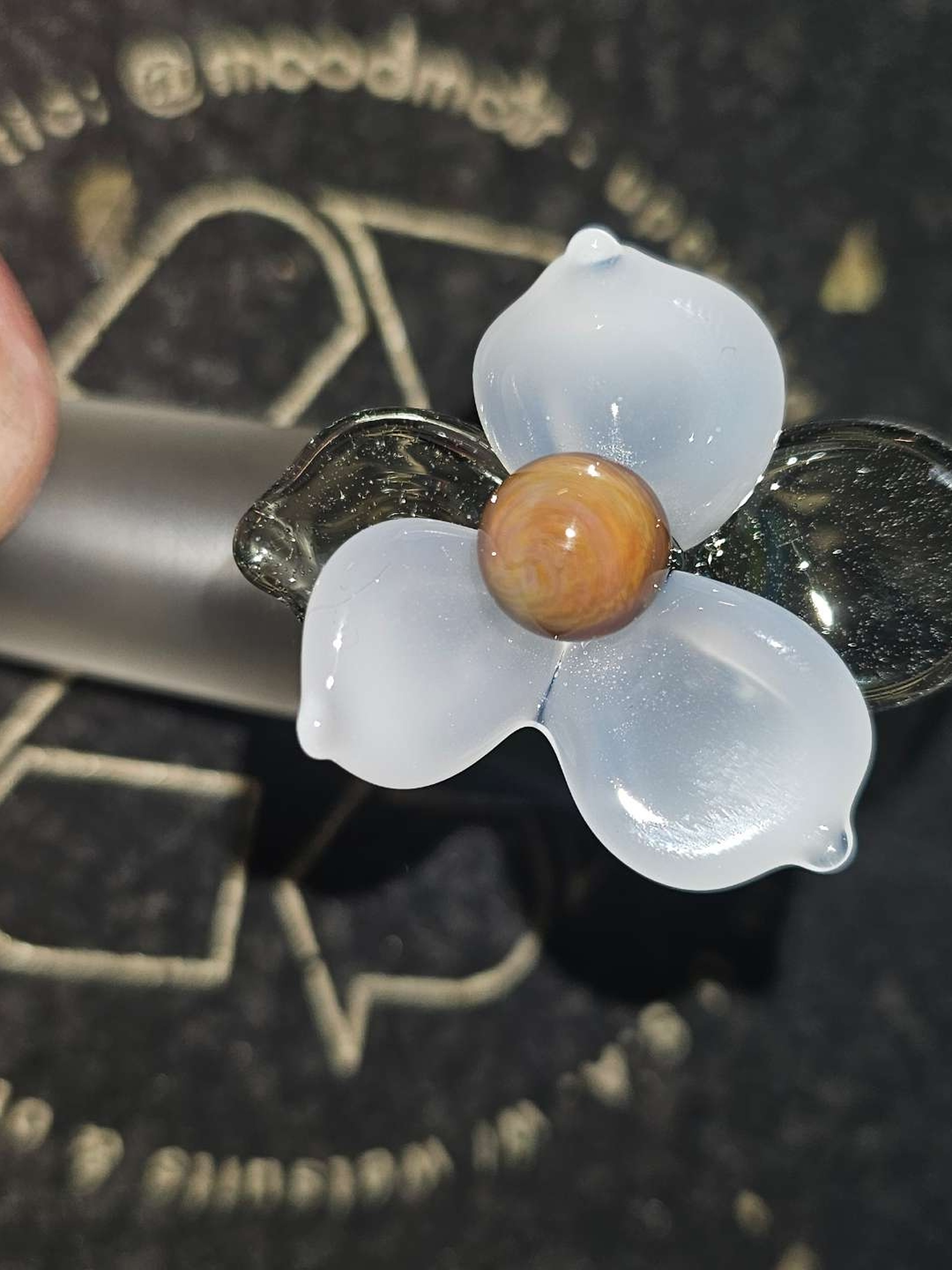 Preview pic of Floral Slide