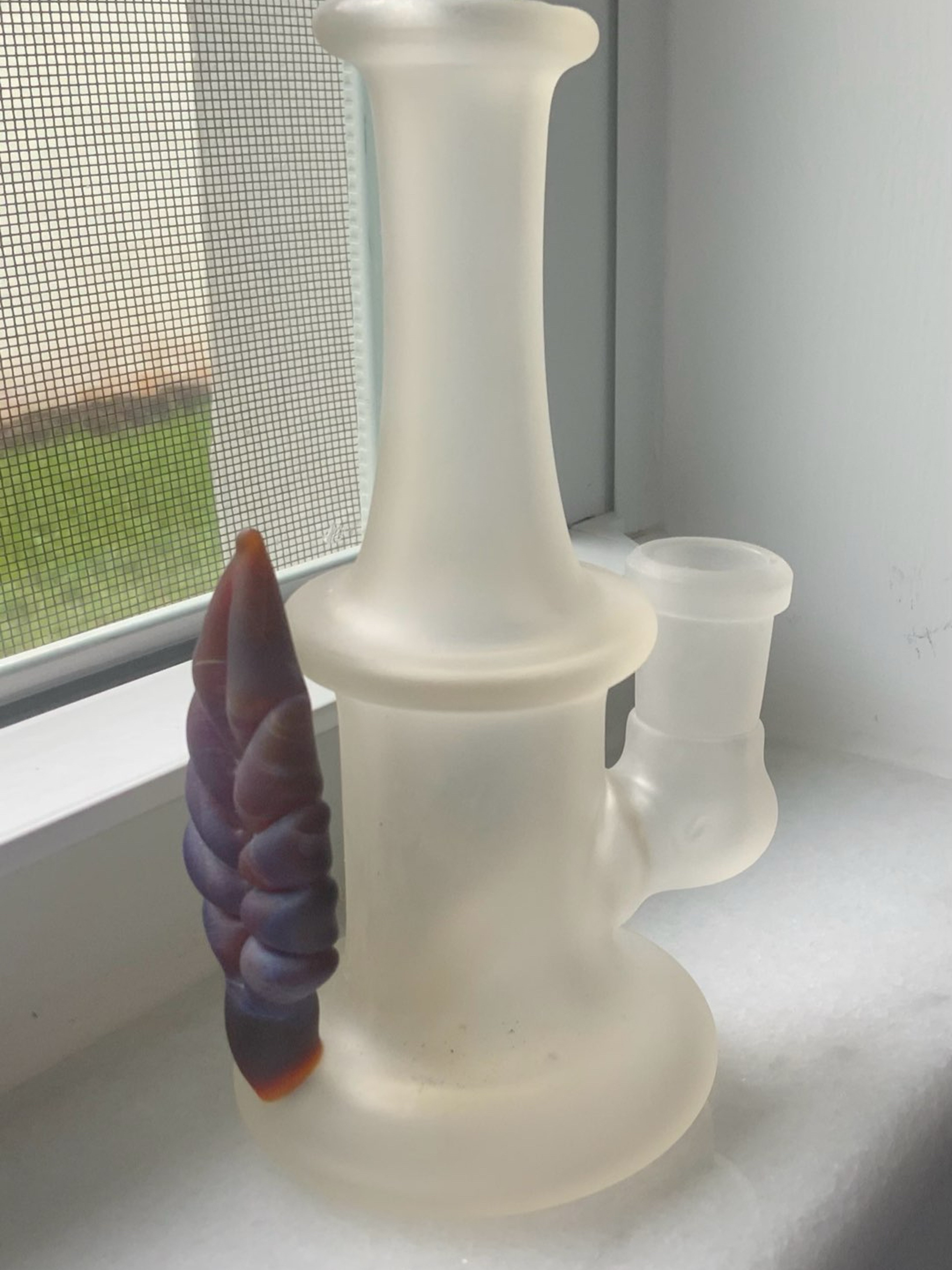 Preview pic of Kizmit glass leaf ripper