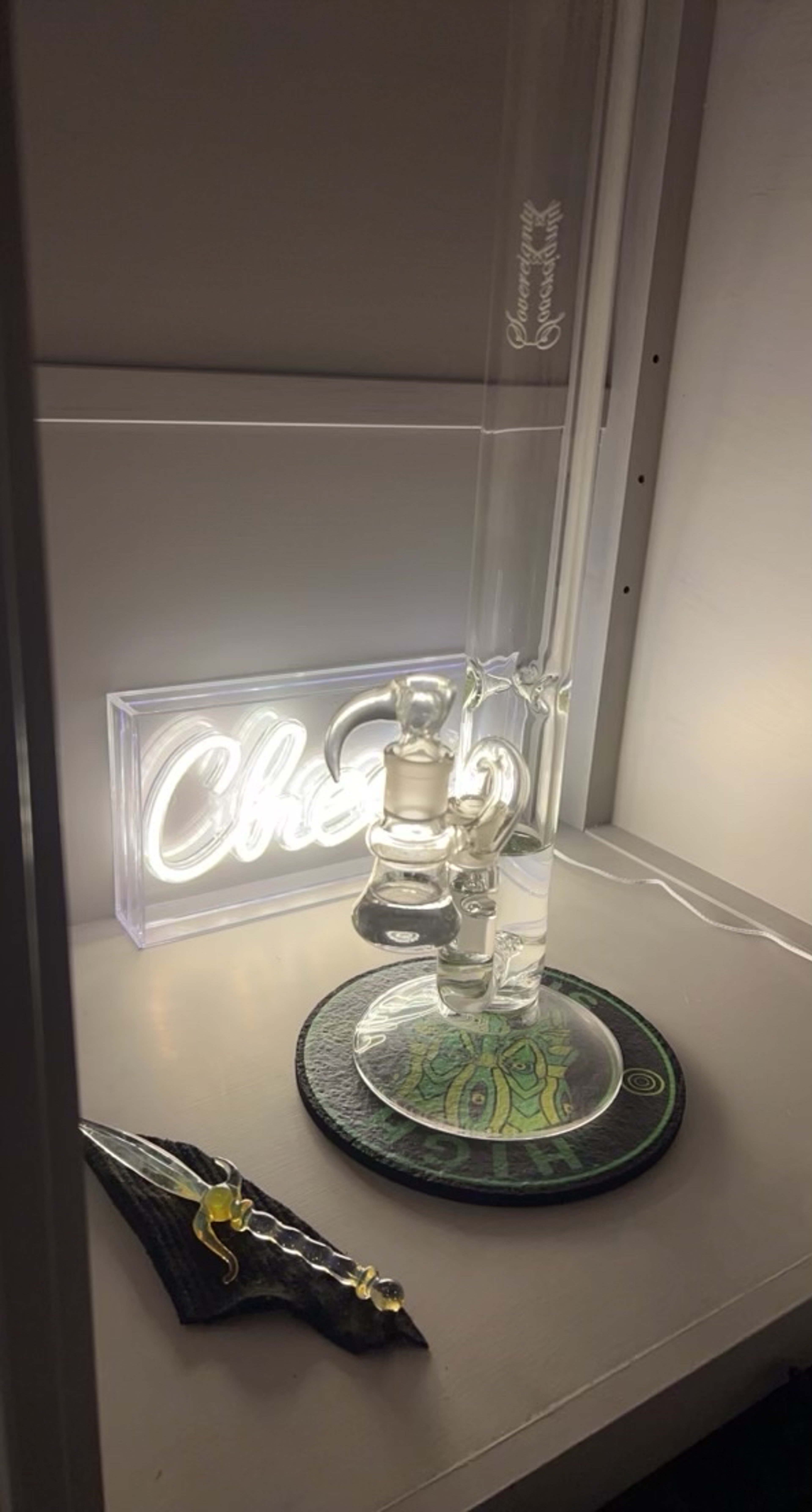 sovereignty bong image 0