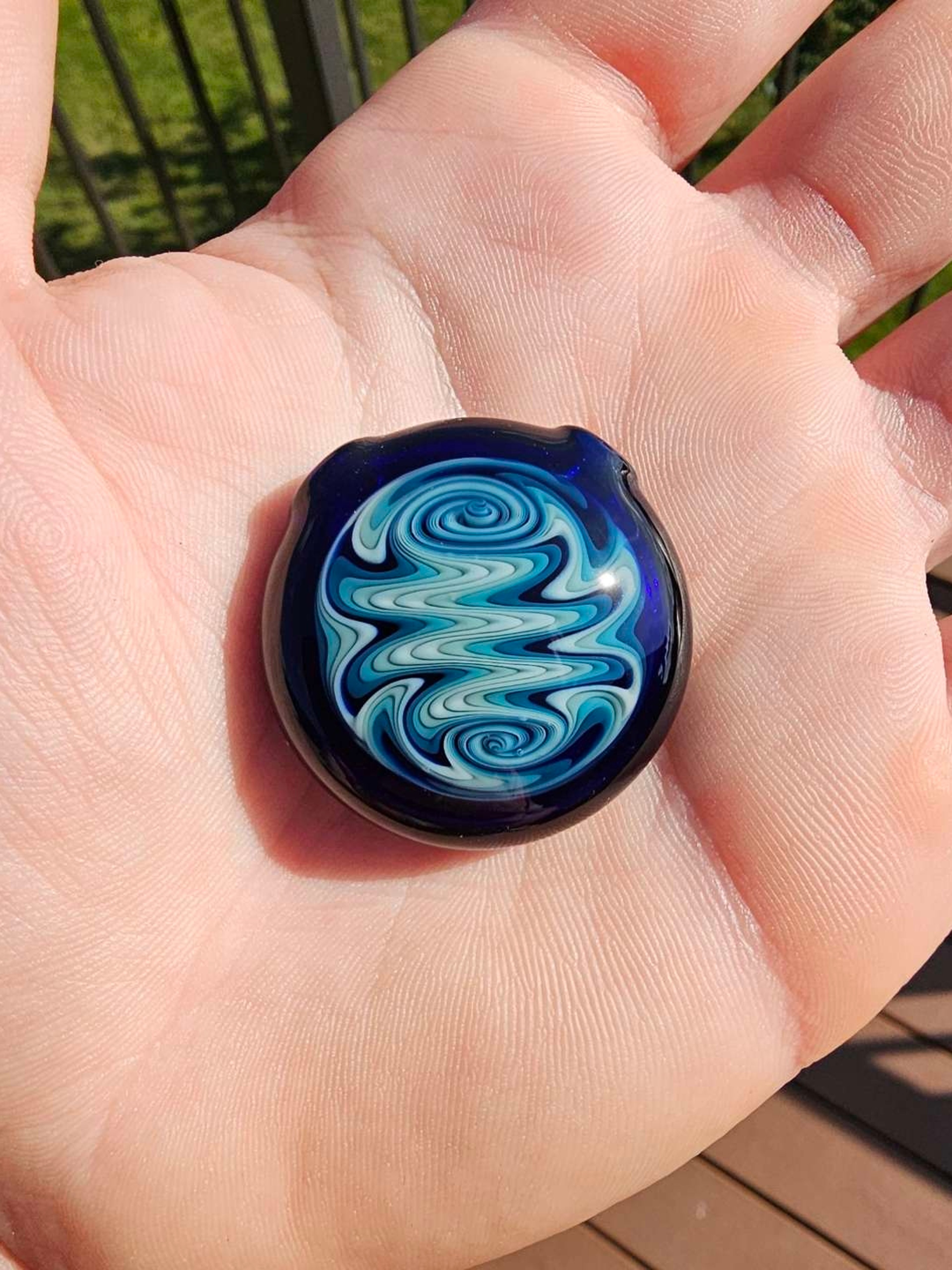 Preview pic of Planemo Glass Wig Wag Pendant
