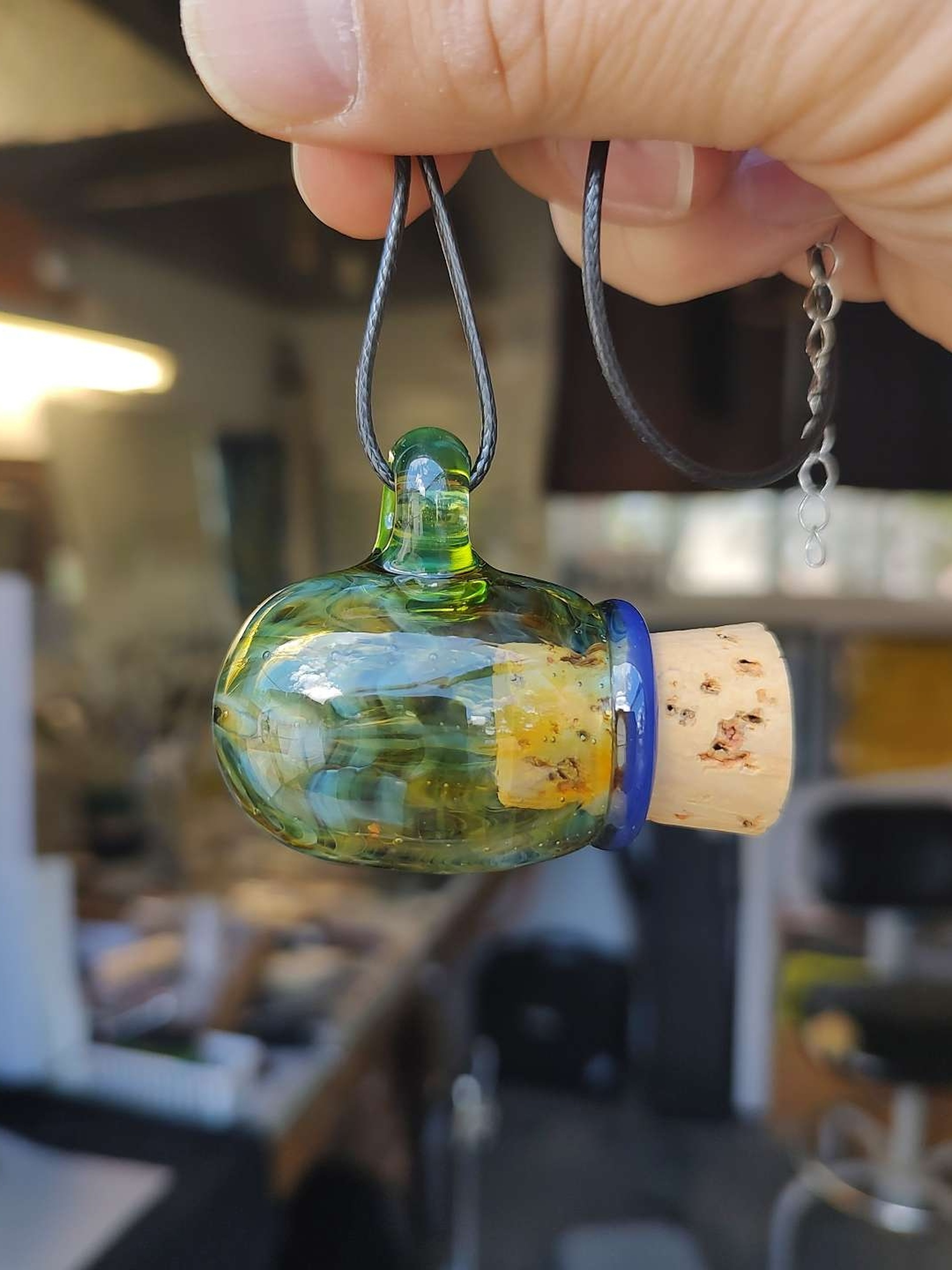 Preview pic of Jar Pendant