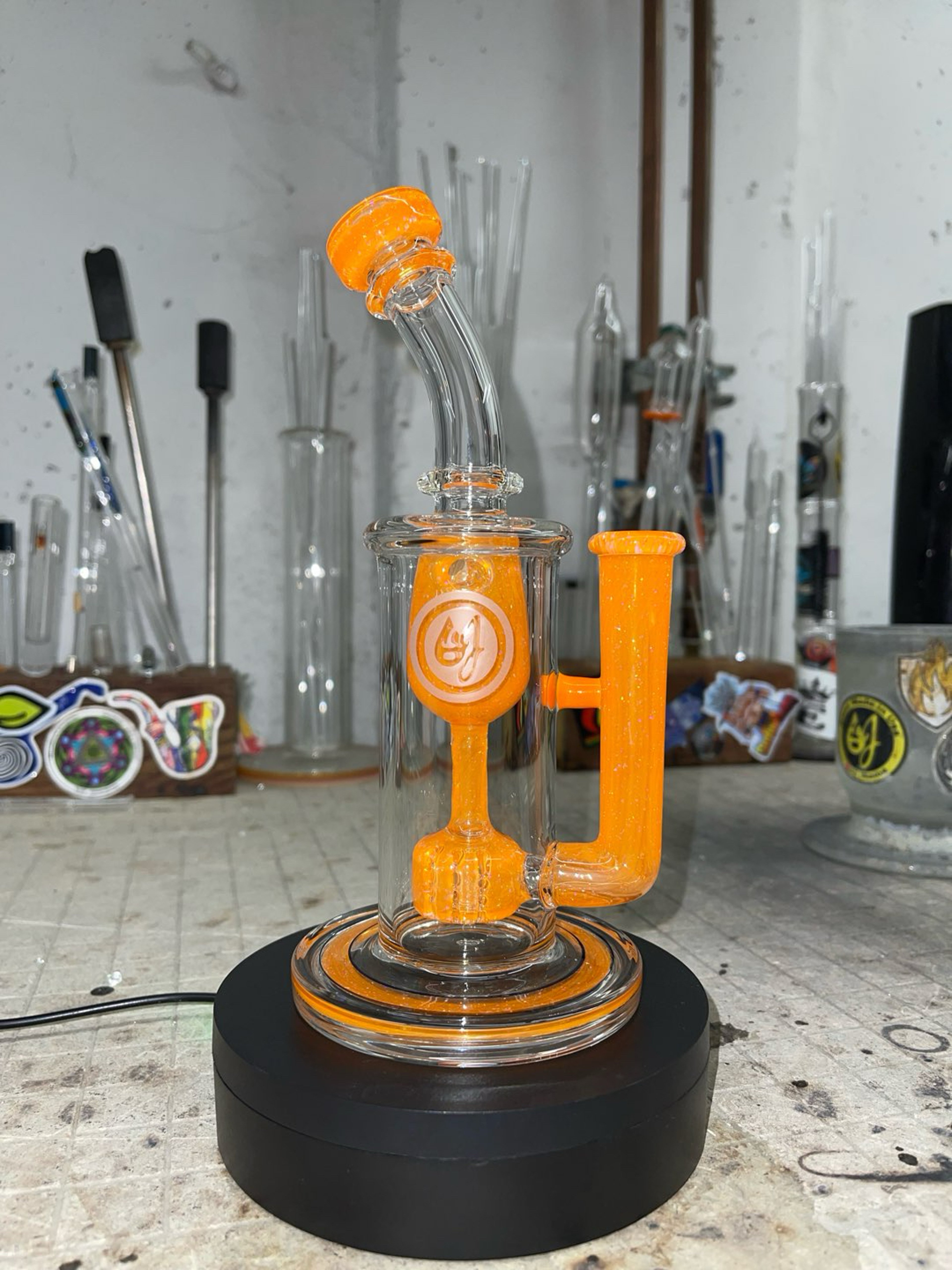 Preview pic of Tangie color and crushed opal accents(pill,and banger not included)
