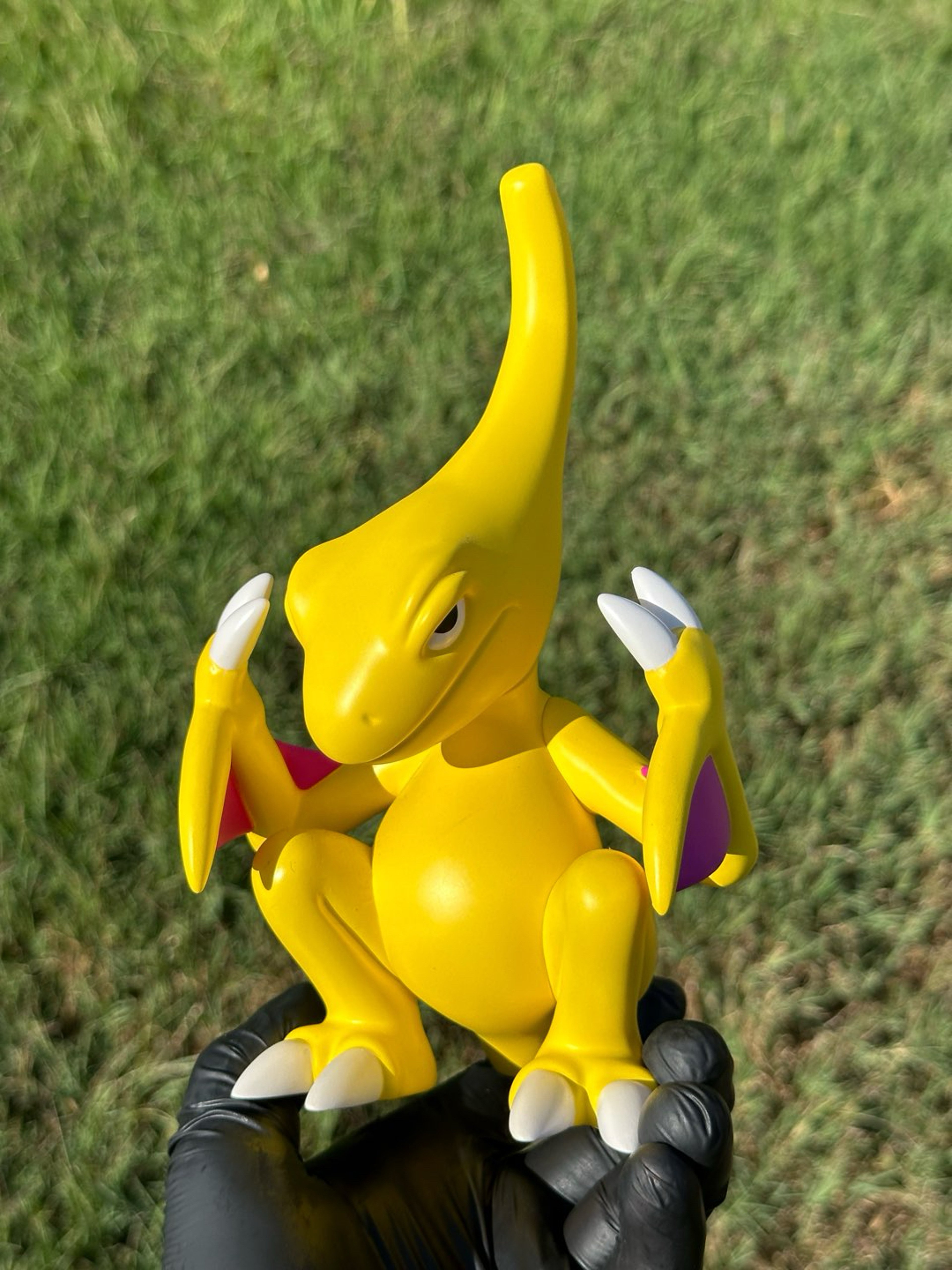 Preview pic of #227/250 Yellow Elbo Vinyl Ptery