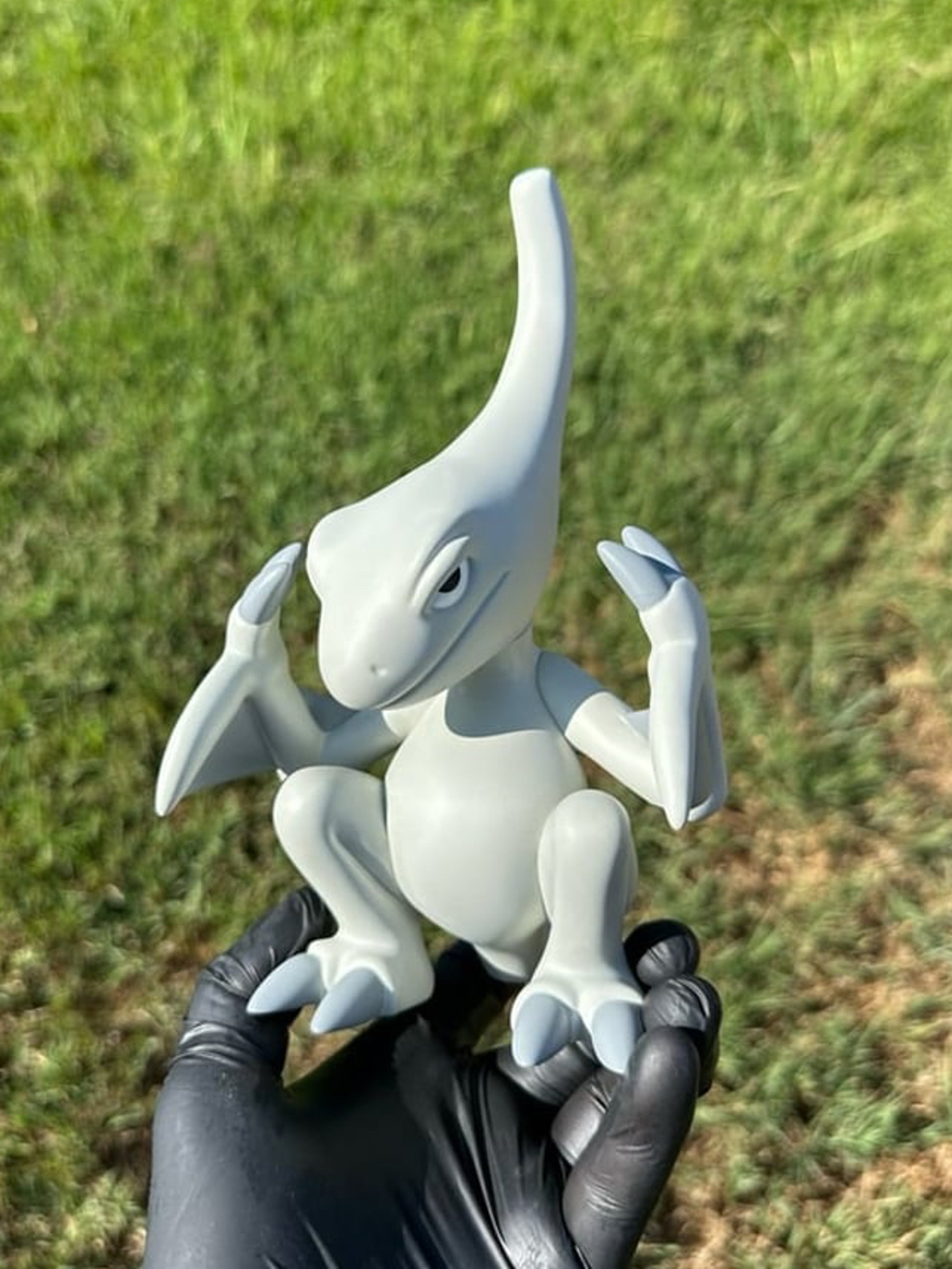 Preview pic of #23/100 Grey Elbo Vinyl Ptery