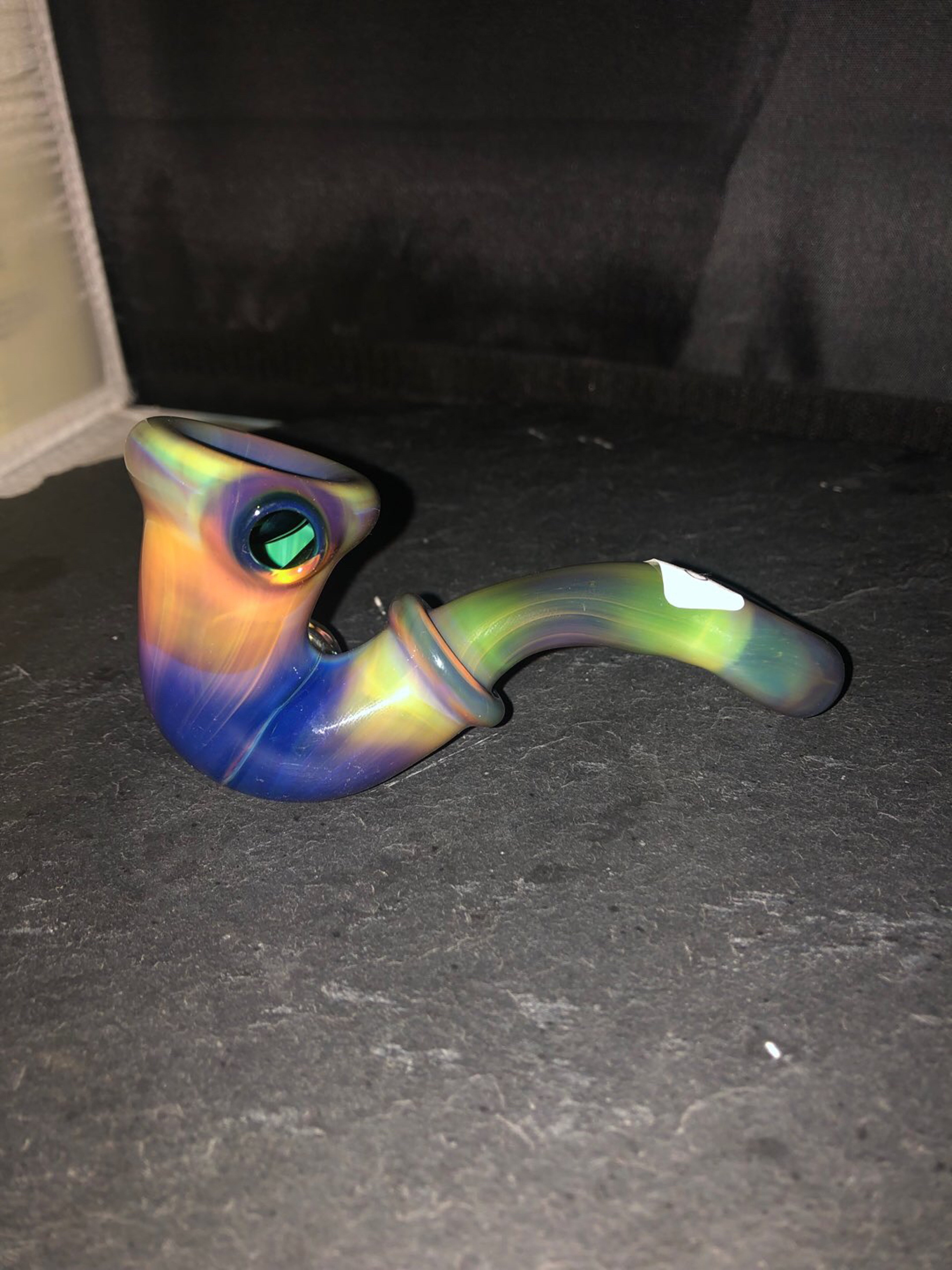 Preview pic of Sherlock with dichro kickstand