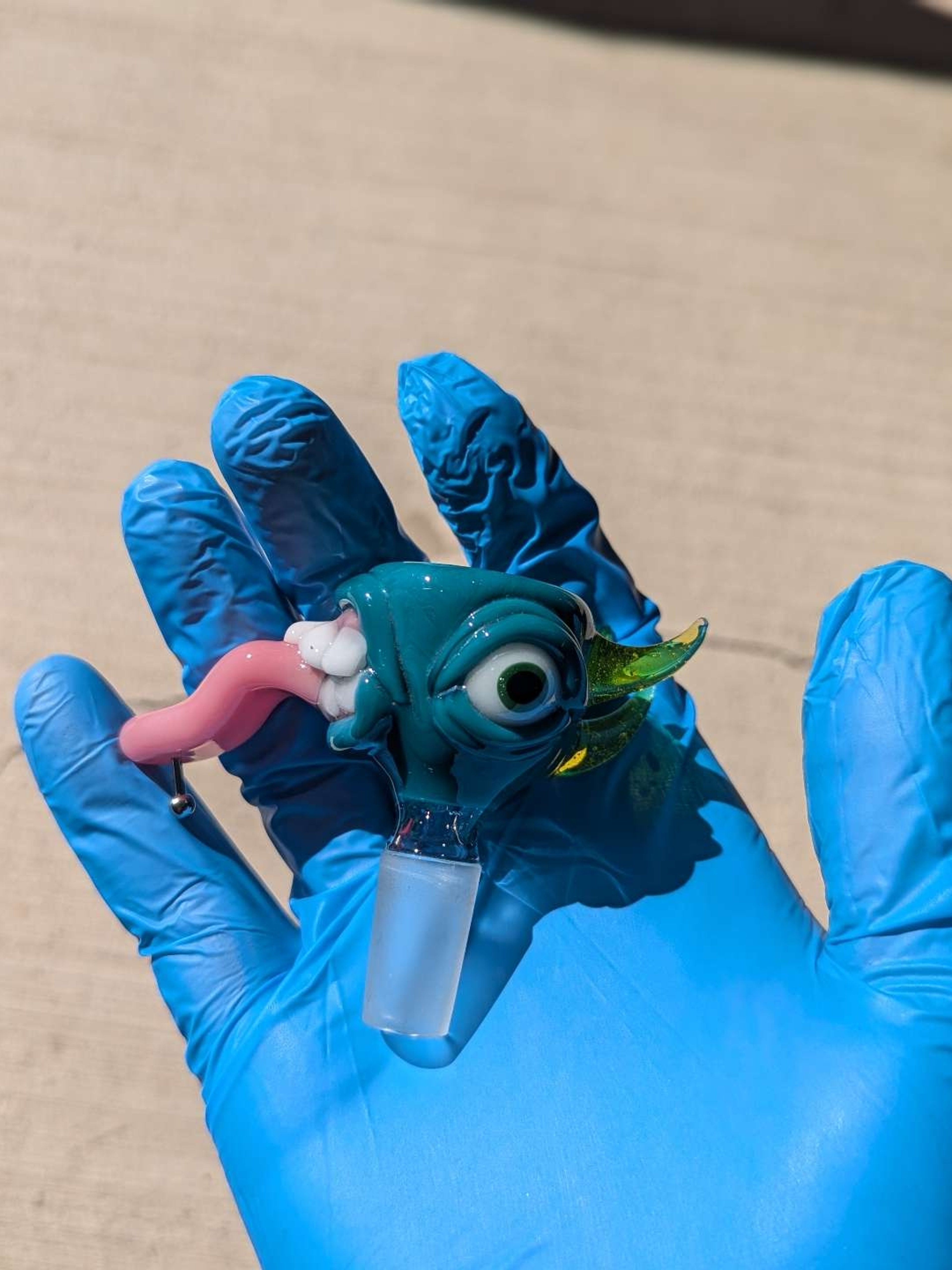 Preview pic of Leviathan Glass - Gold enamel, 4-hole tongue slide (14mm)