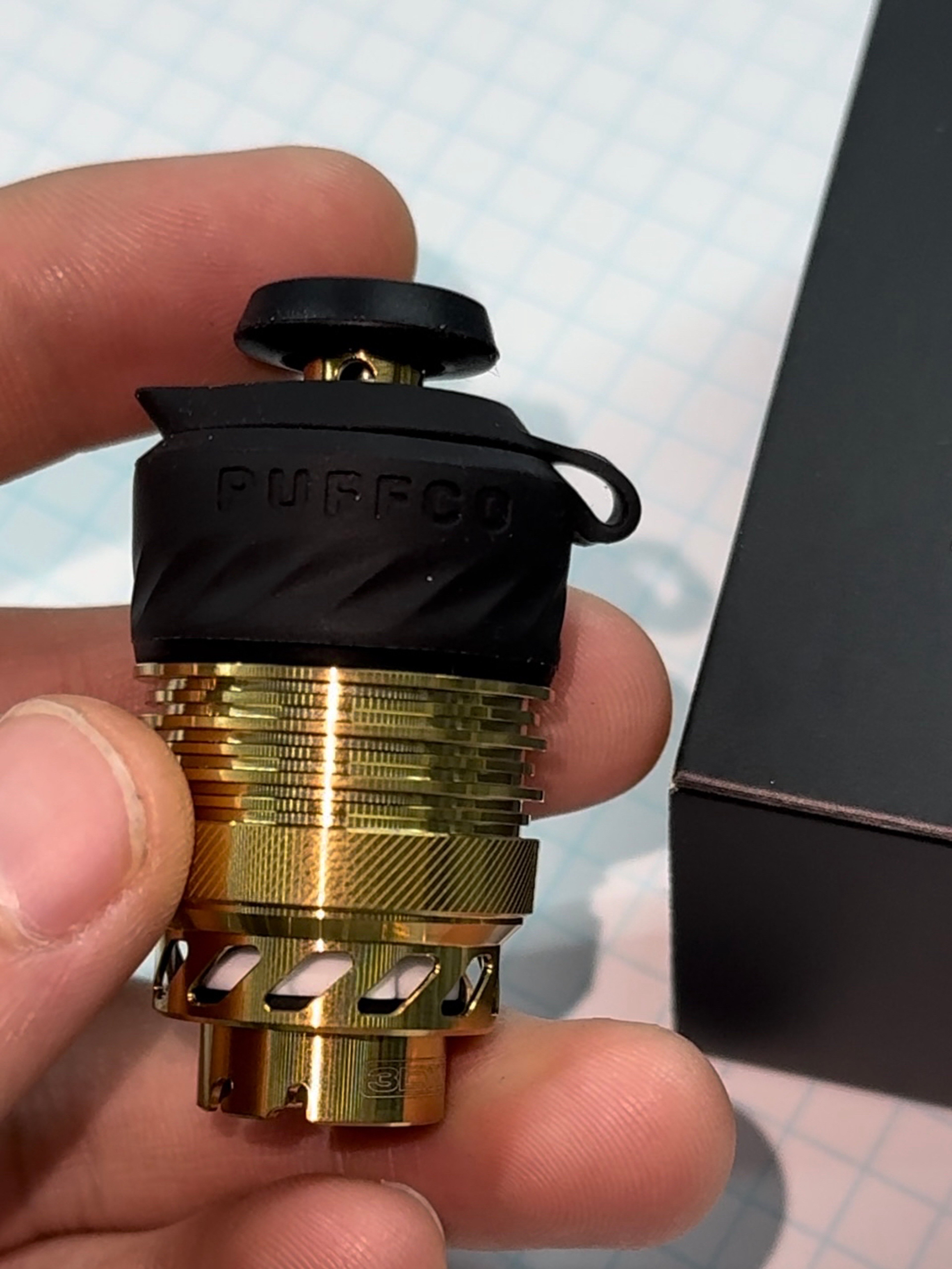 Preview pic of Puffco 3dxl gold