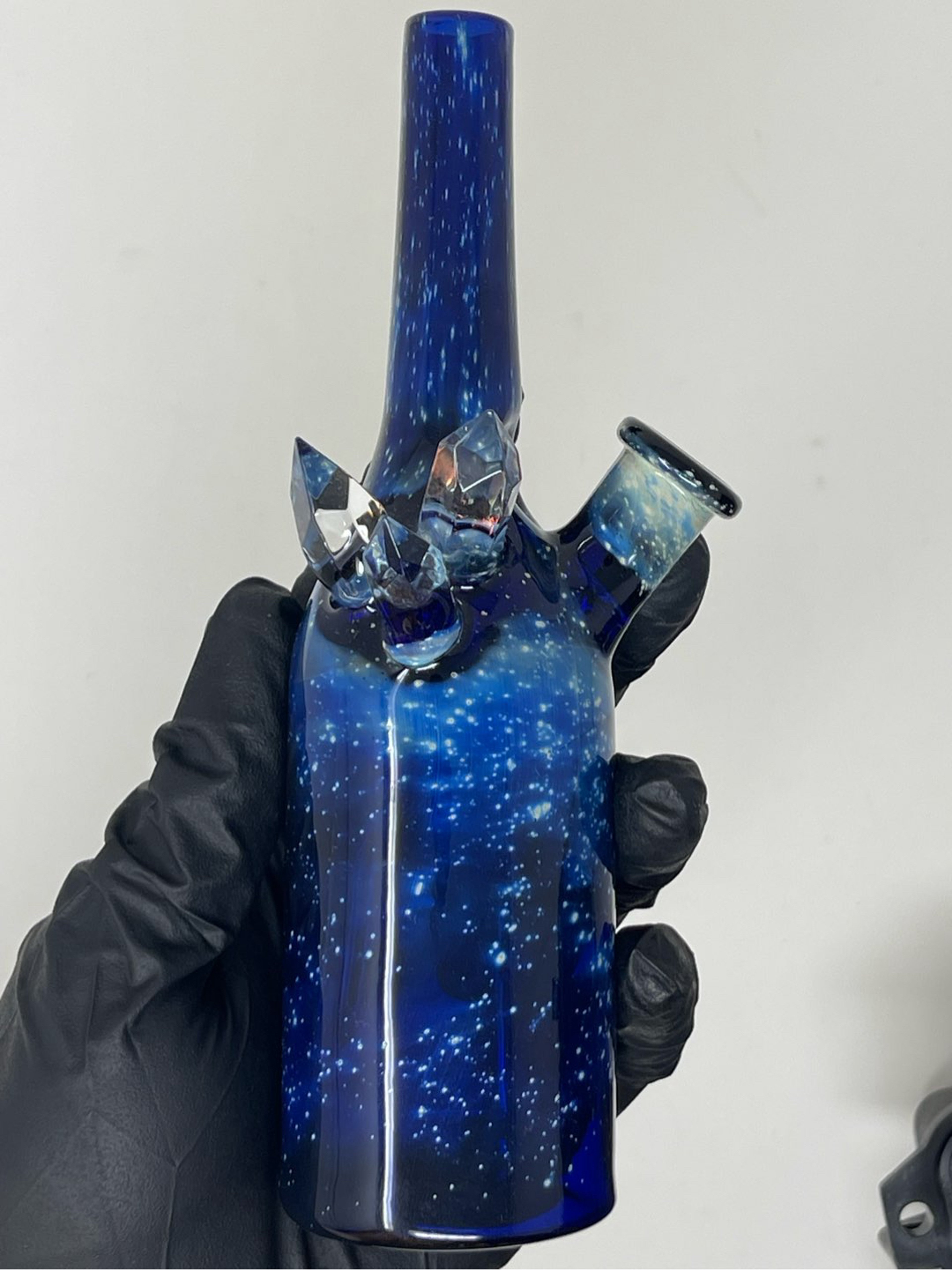 Preview pic of Rayaglass stargazer XL sake bottle with matching cap