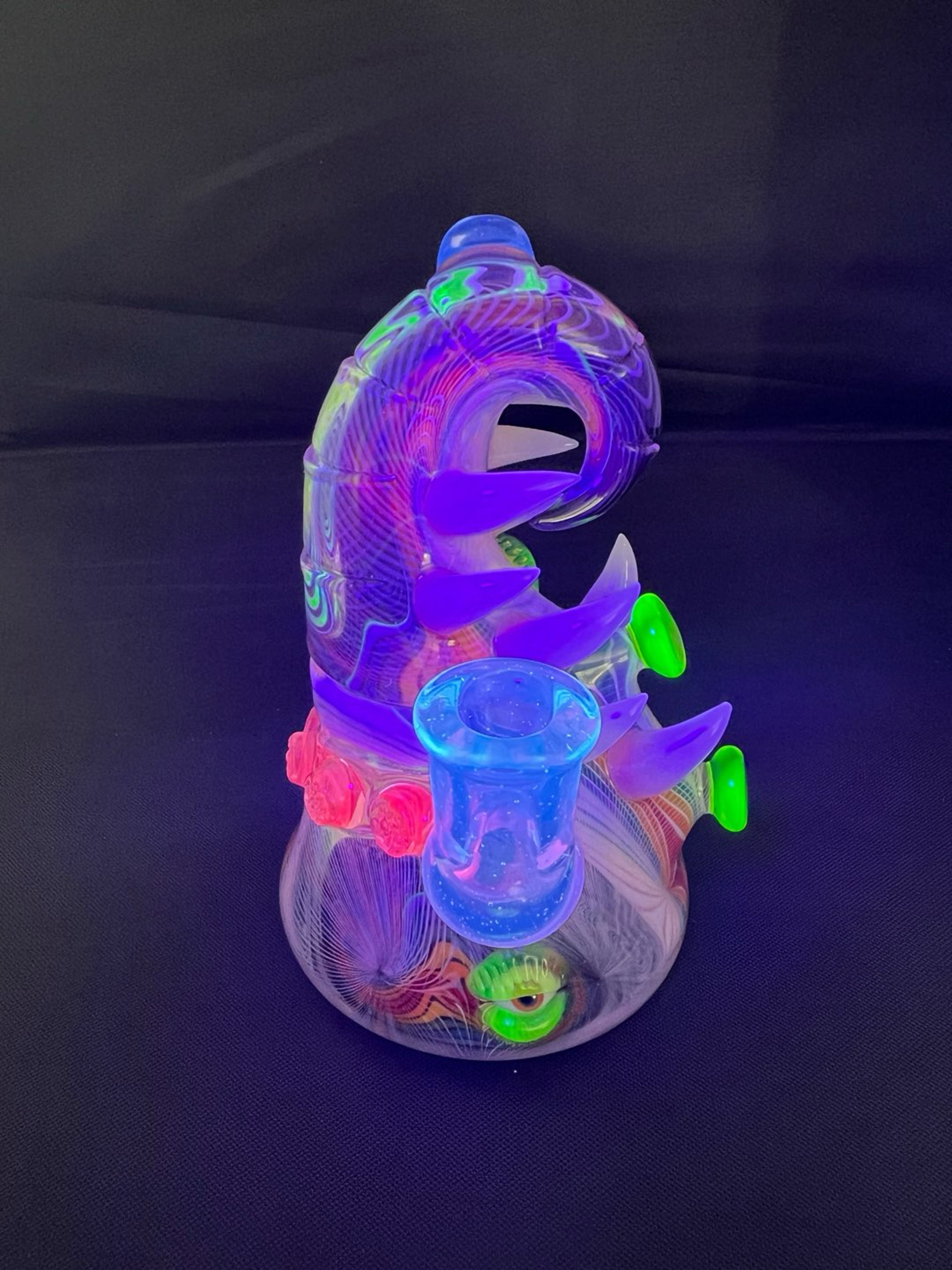 Salt X Futureglassart UV riptide rig image 0