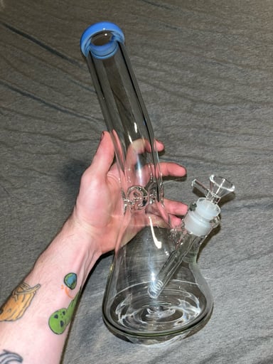 Preview pic of Heavy Bent Neck Beaker