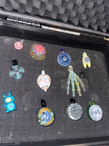 Preview pic of Pendants for sale