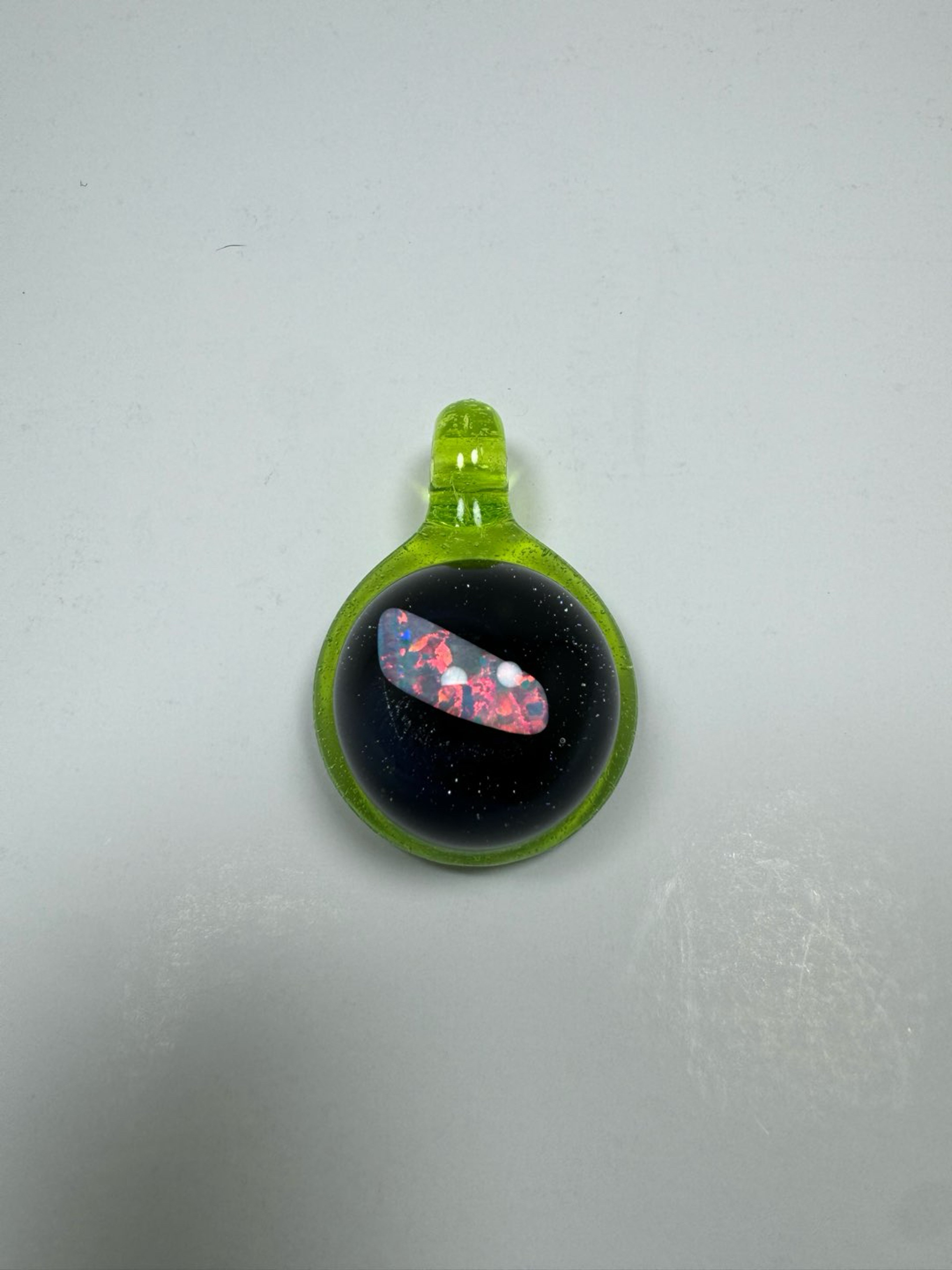Opal pendant image 0
