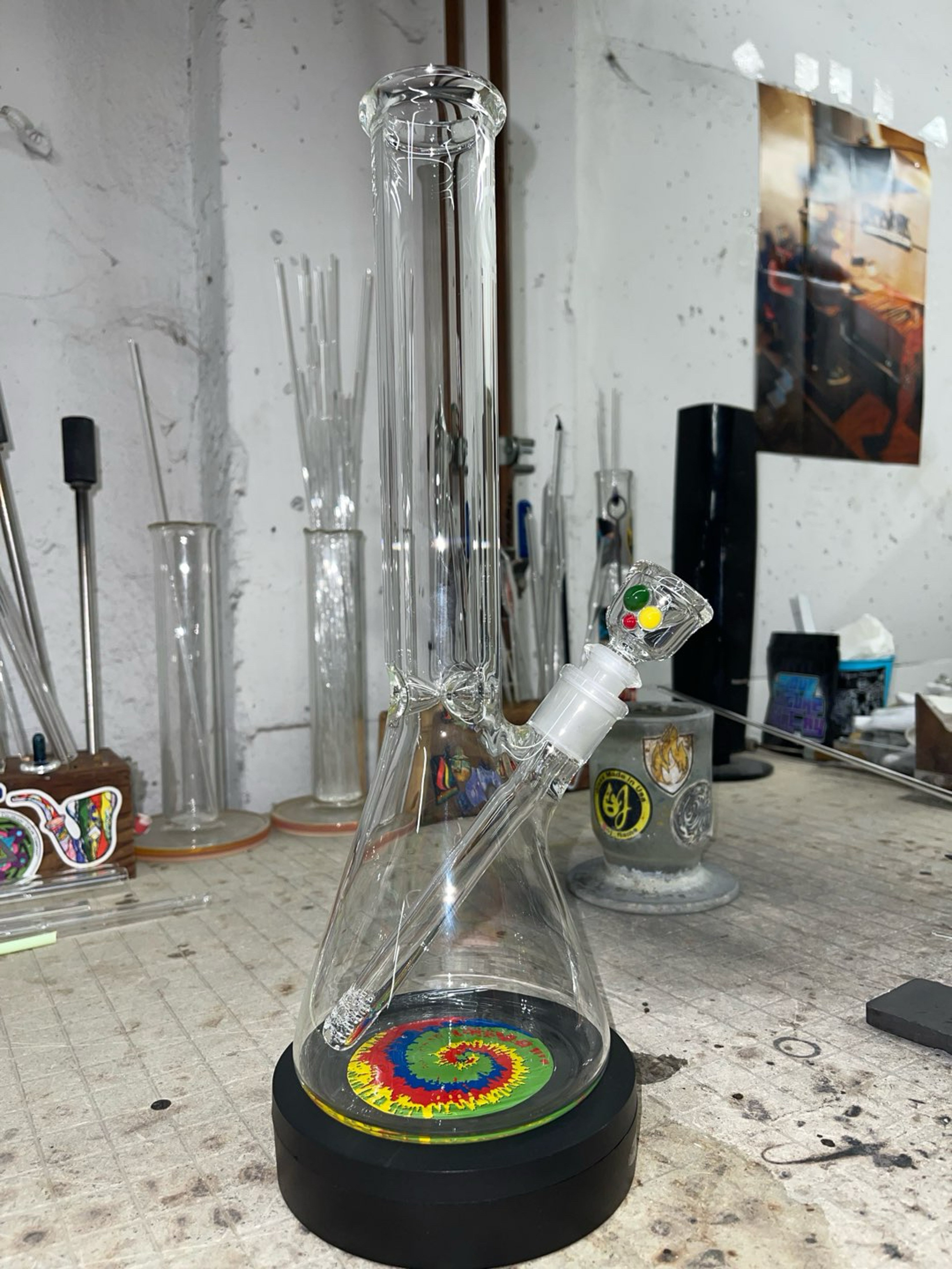 Preview pic of Ratsa beaker 44x14” tall