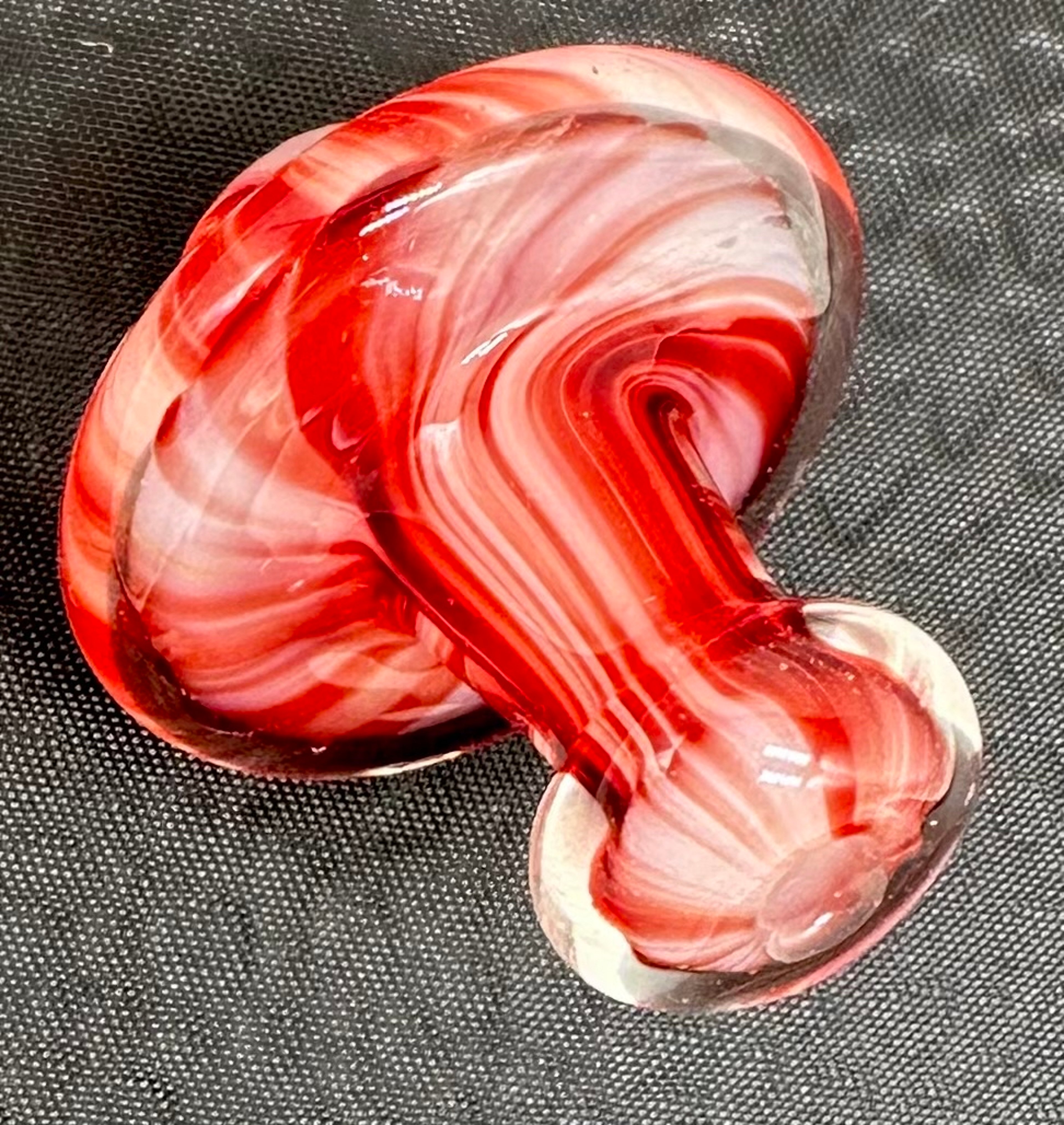 Preview pic of (FREE SHIPPING) Red/Cream swirl Carb Cap
