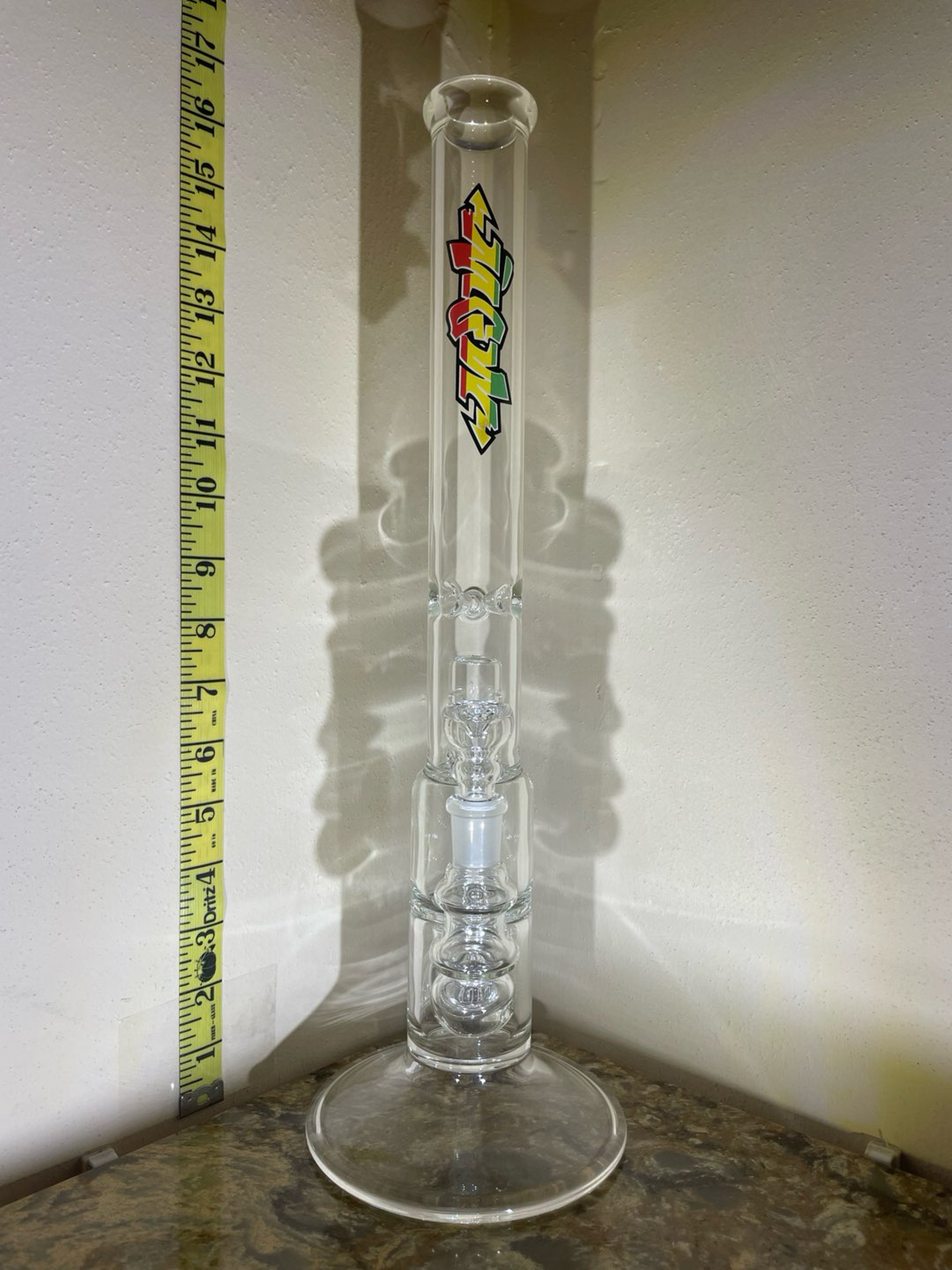 Preview pic of Manifest glass works 16” straight tube