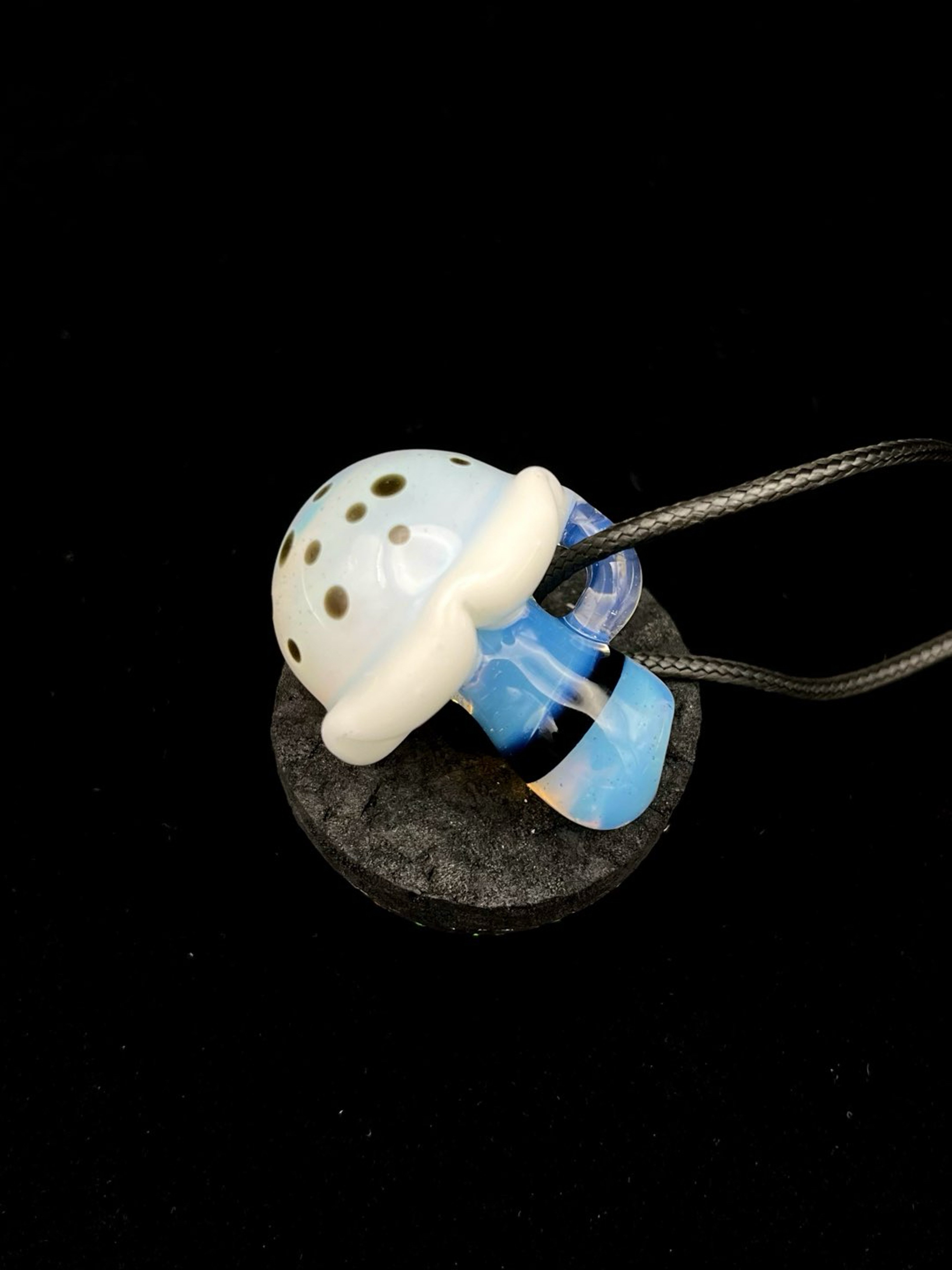 Preview pic of Mushroom Pendant #2 w/ Side Bail by GlassManCometh