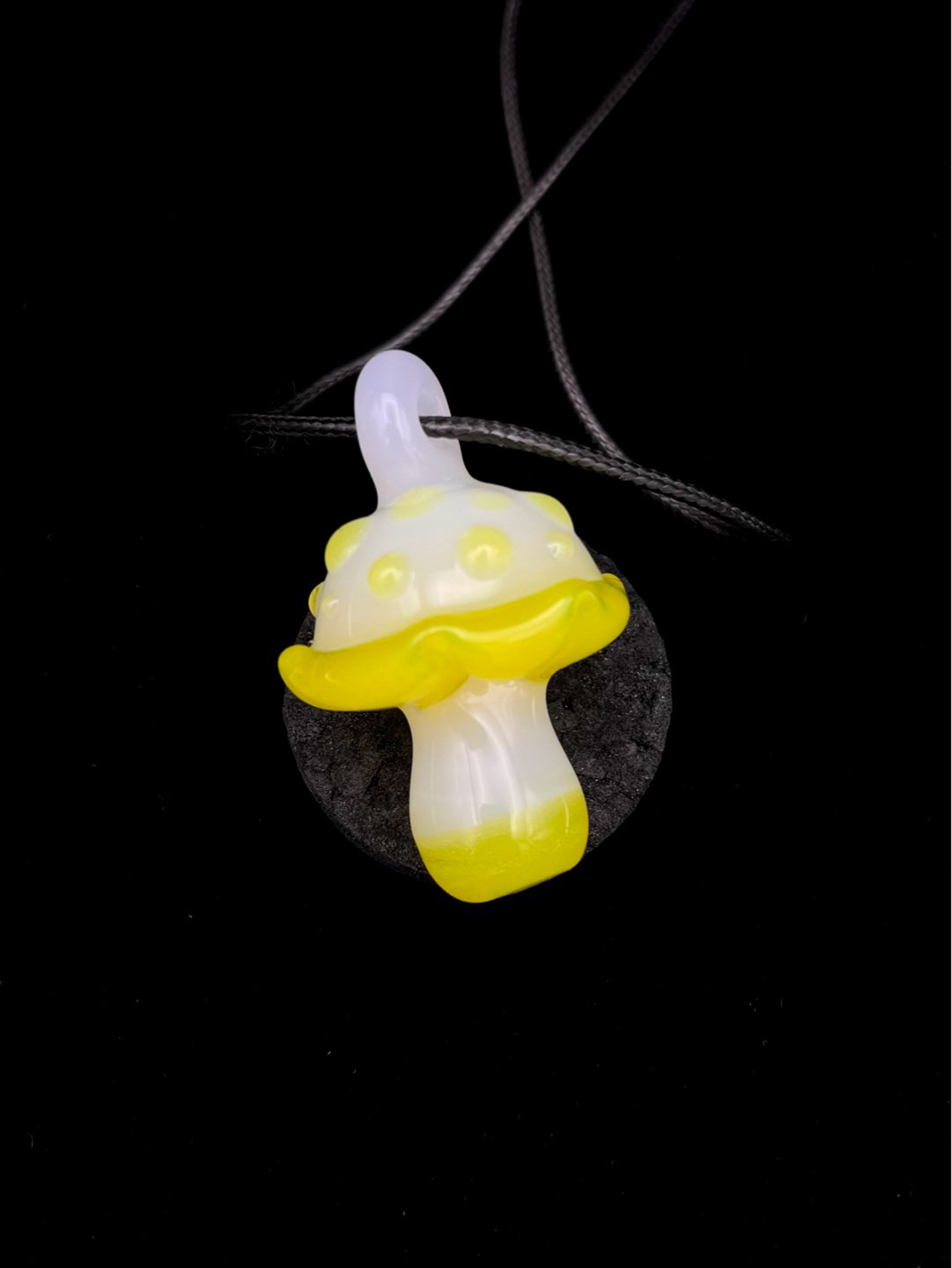 Preview pic of Mushroom Pendant #3 w/ Top Bail by GlassManCometh
