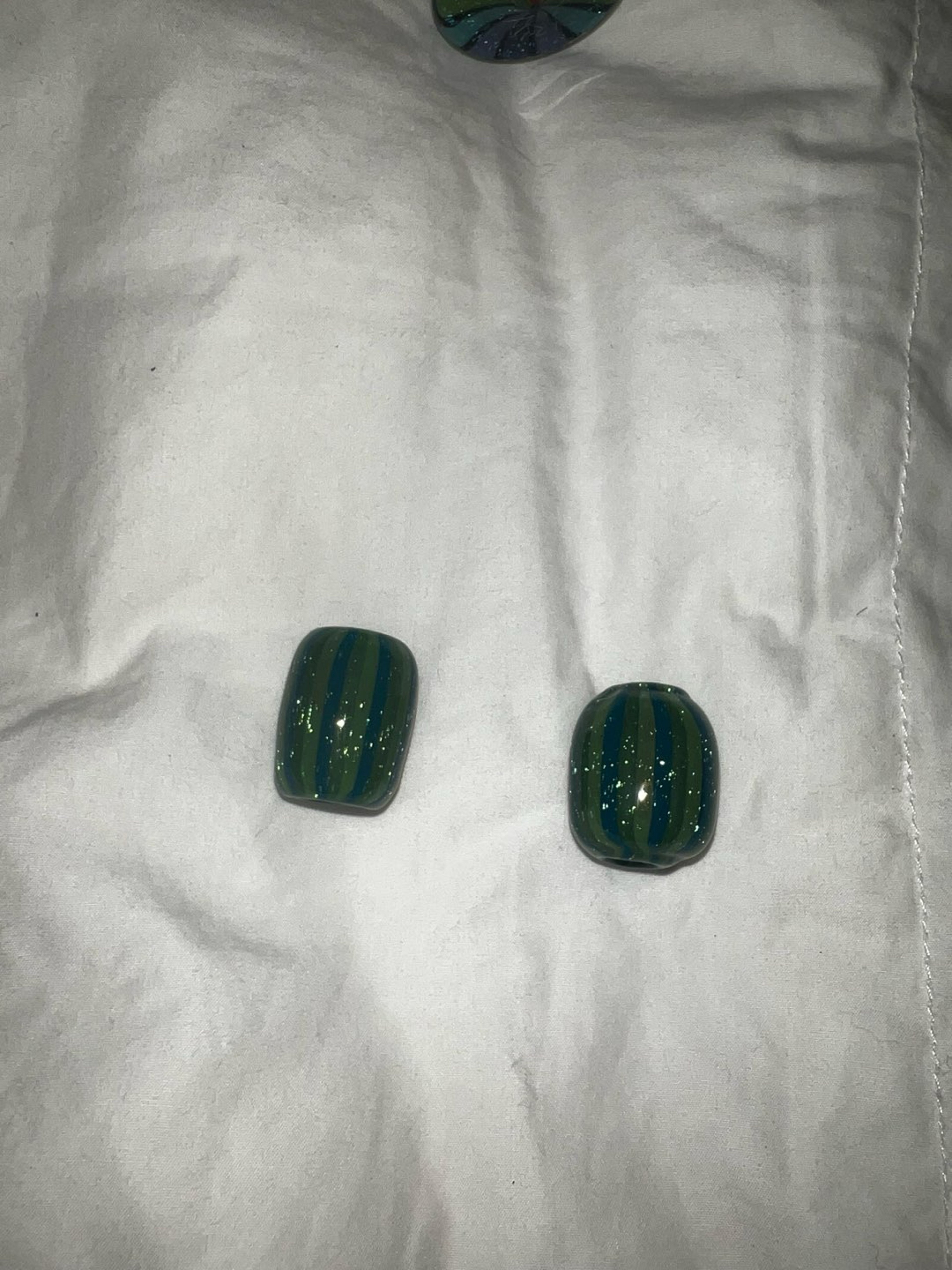 Preview pic of Darby beads