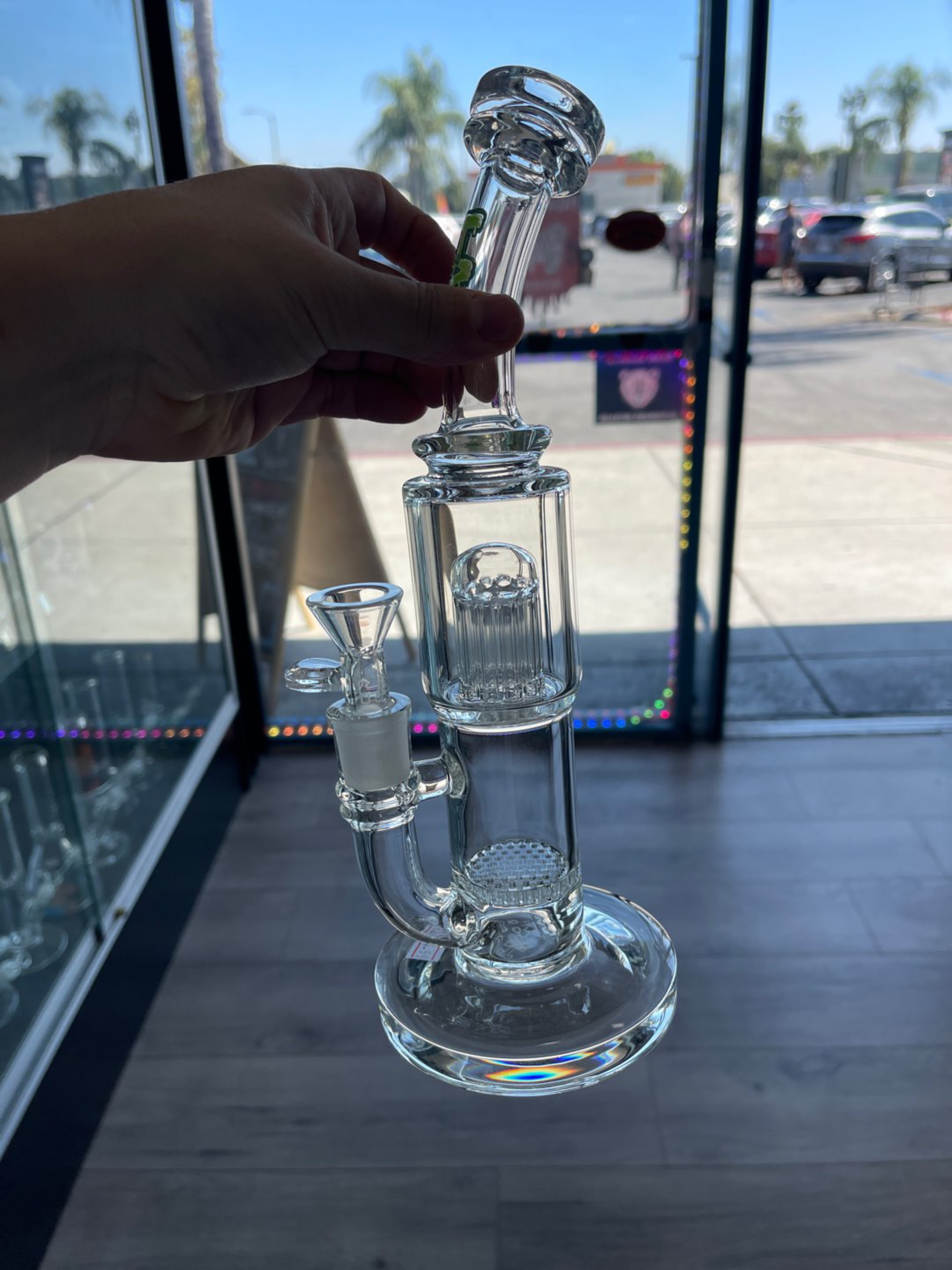 Preview pic of Thick ass glass 12” single honeycomb to fixed 10arm 44x4mm slyme label
