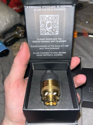 Preview pic of Puffco Peak Pro 3DXL Gold