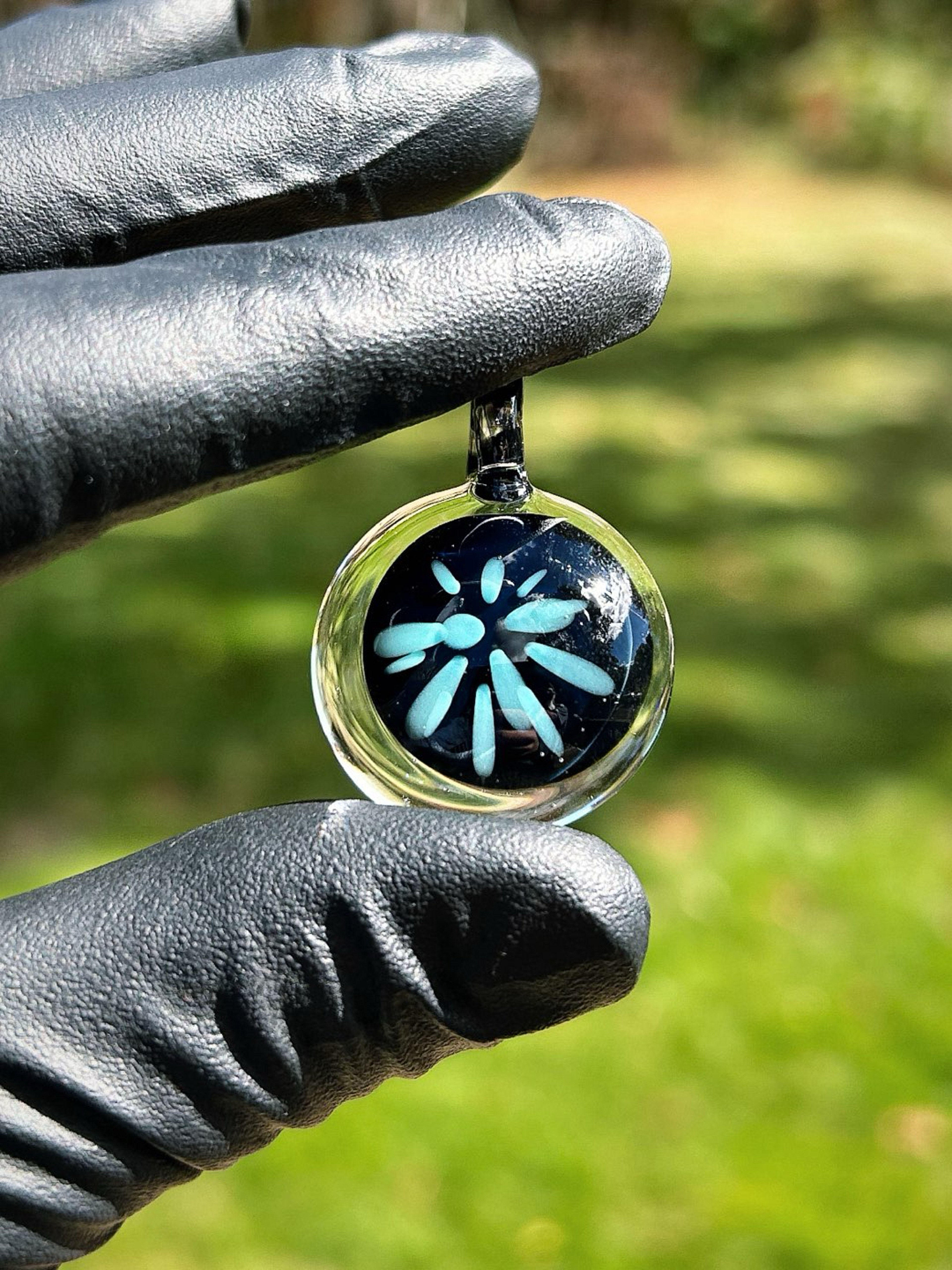 Preview pic of Marvinsglass Aqua Firework Pendant (2023)