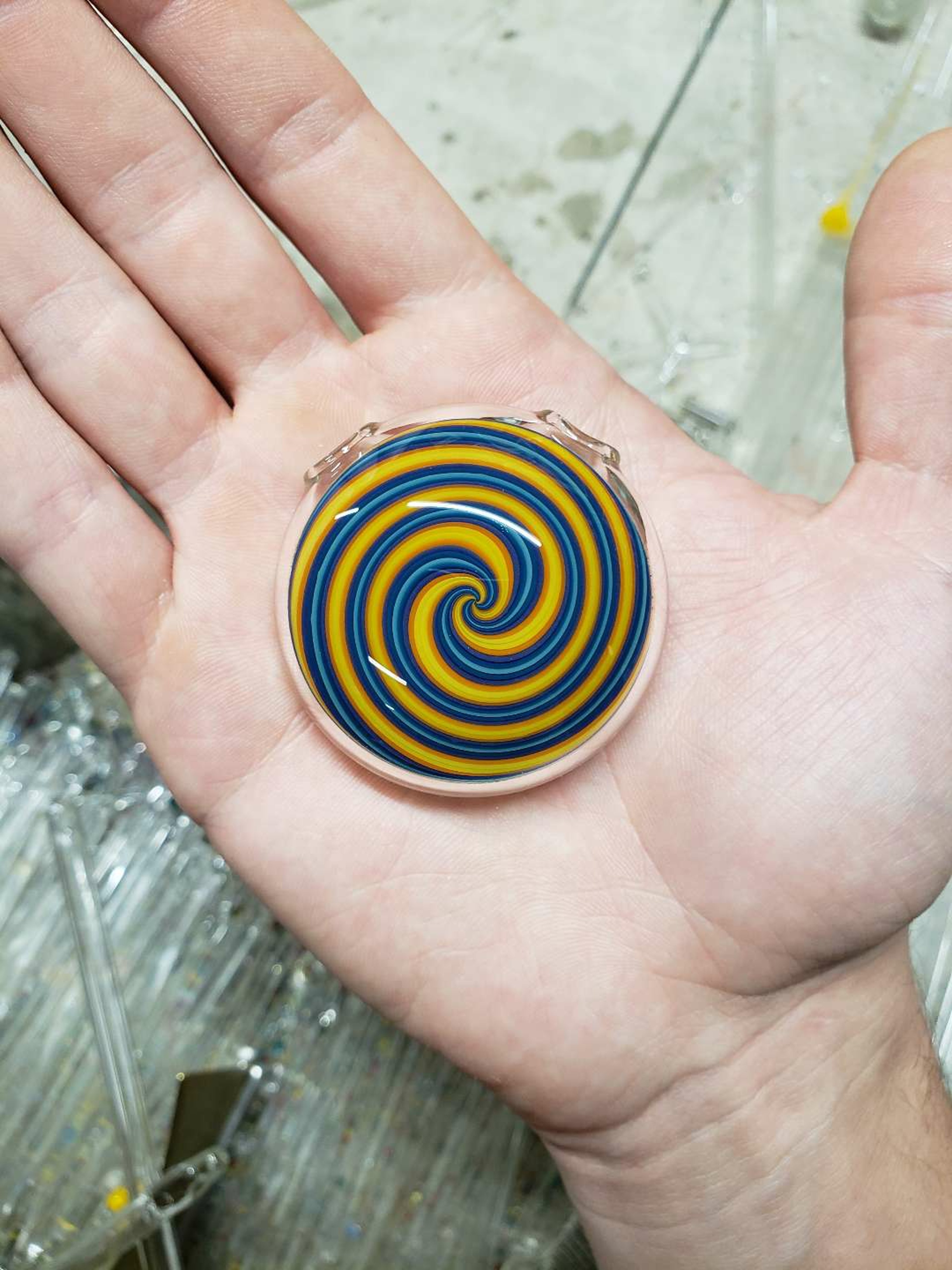 Preview pic of Blue and Yellow hollow Sprial Pendant