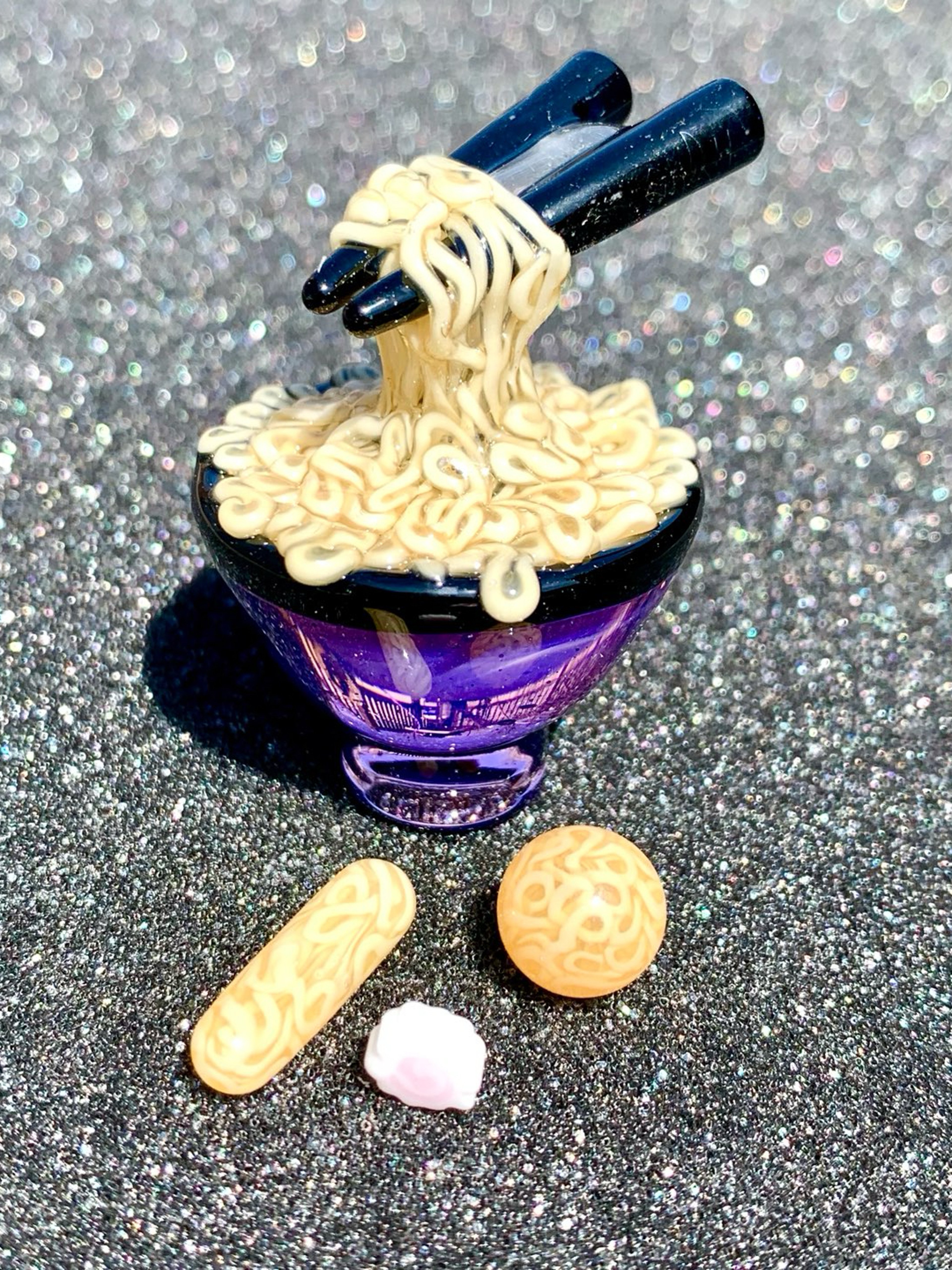 Preview pic of Dojo Glass Ramen Bowl Slurper Set