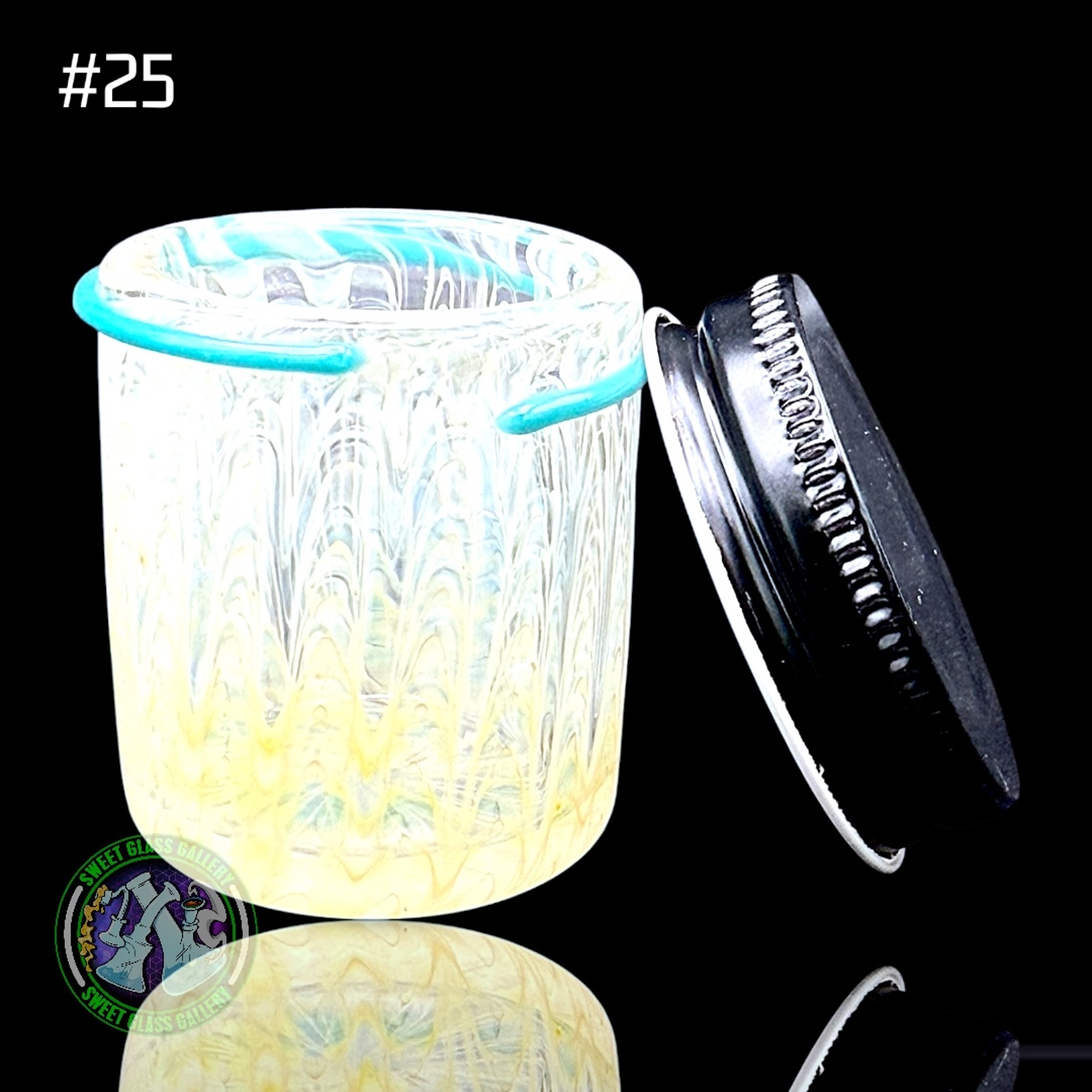 Preview pic of Ben’s Glass Art - Baller Jar #25 - Fume