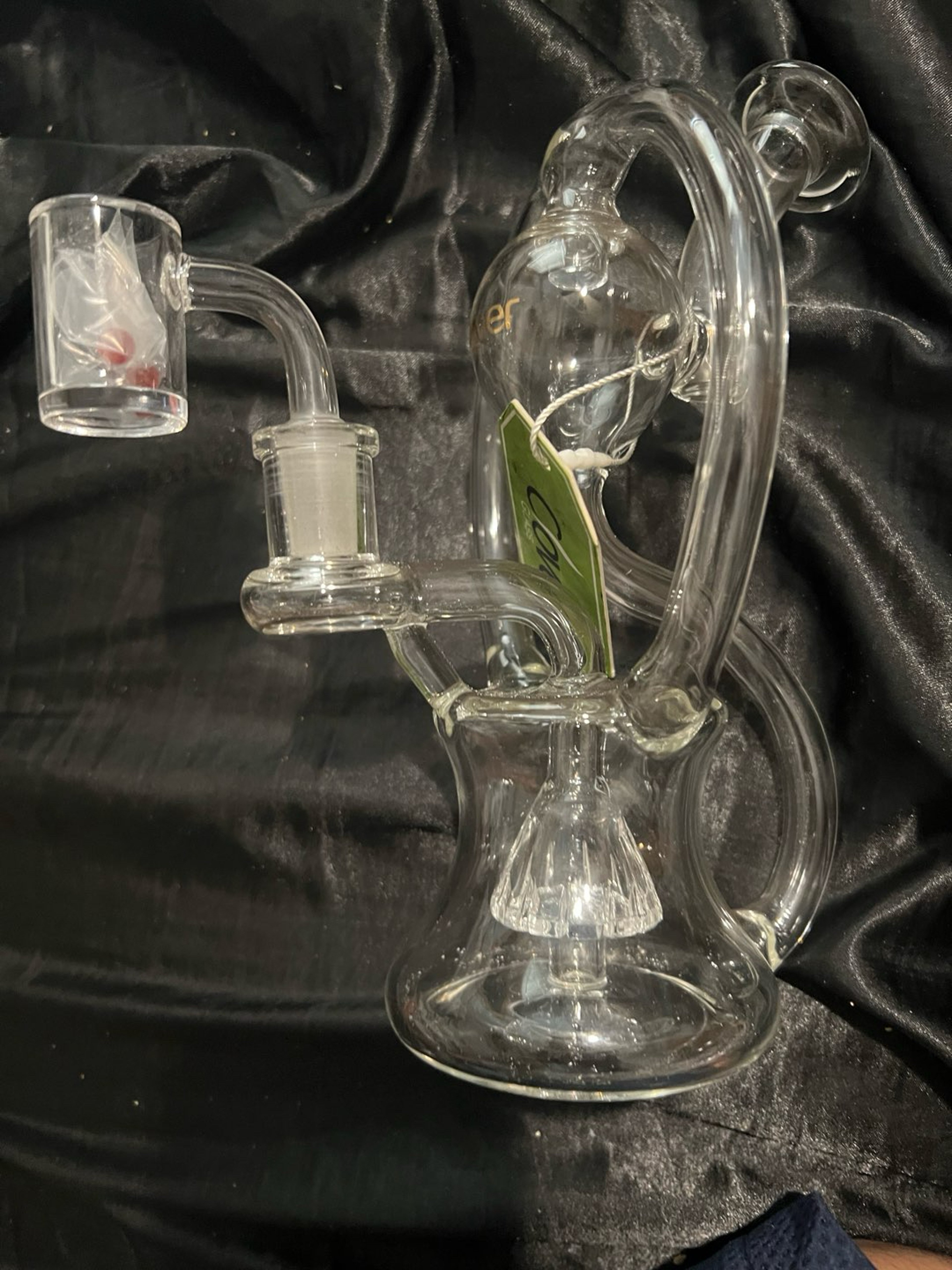 Preview pic of Clover glass