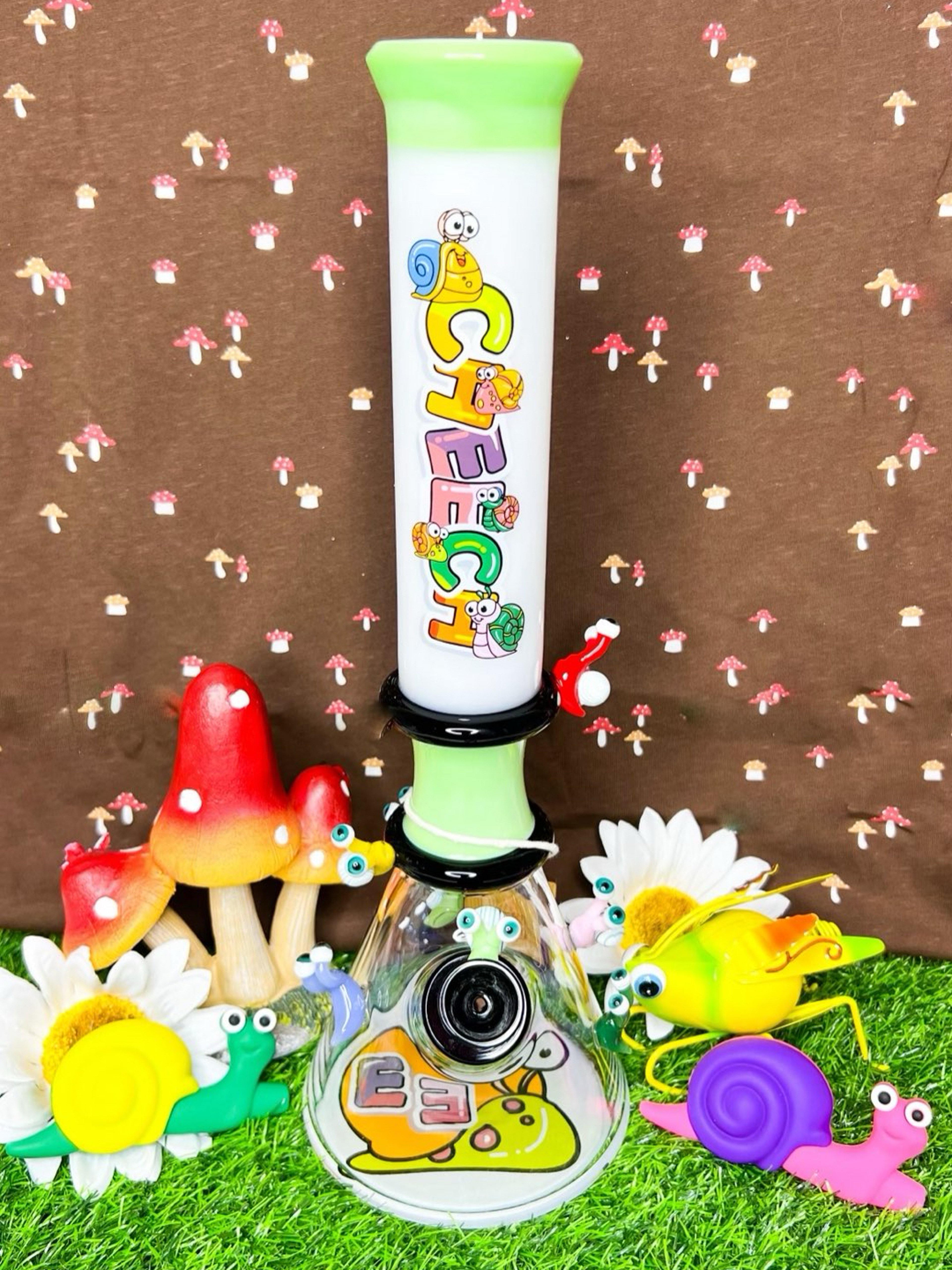 Preview pic of Cheech Snail Takeover 16in Beaker