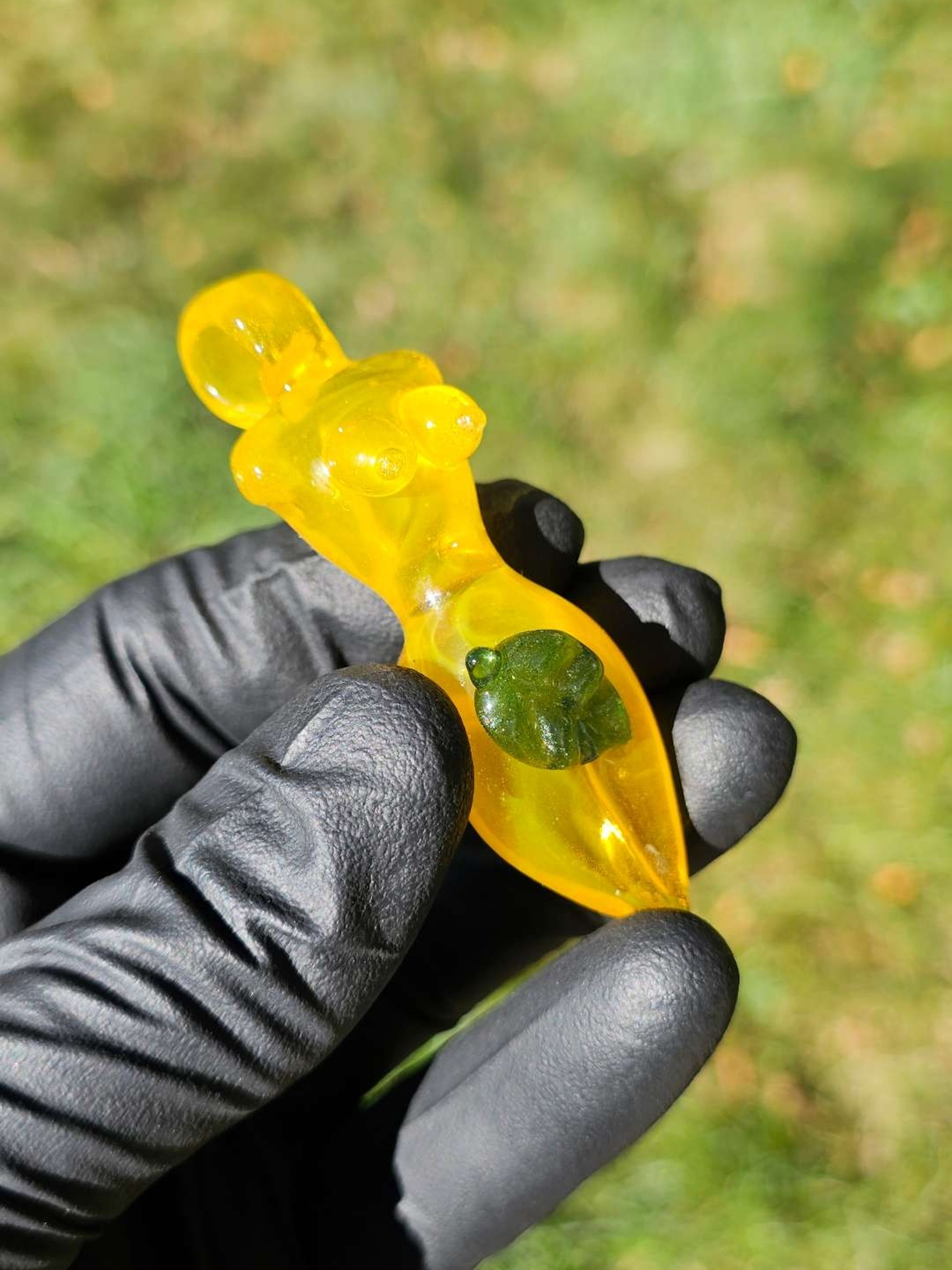 Preview pic of Lemon lady pendant