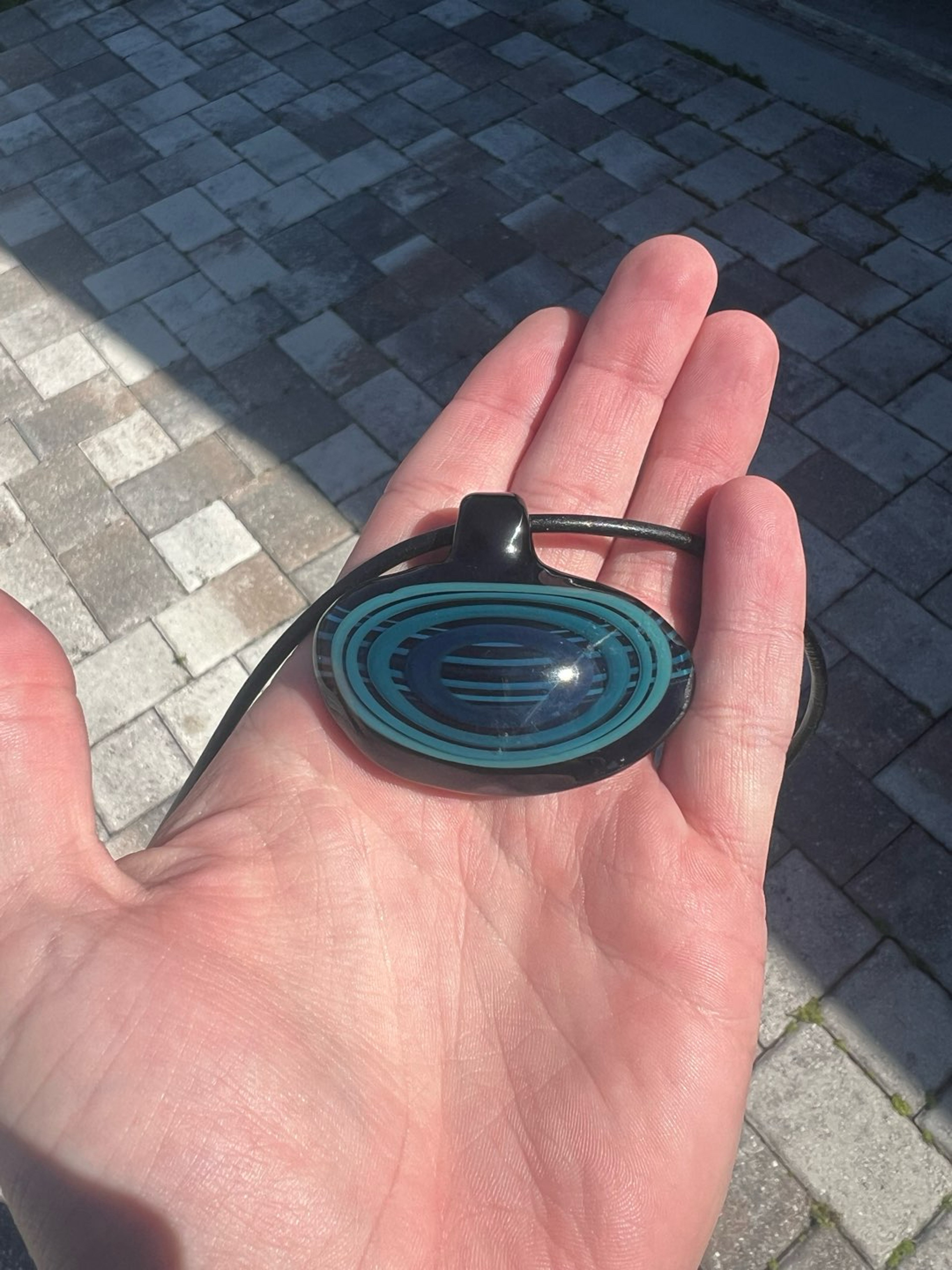 Preview pic of Kid Glass - Double Layer Retti Pendant