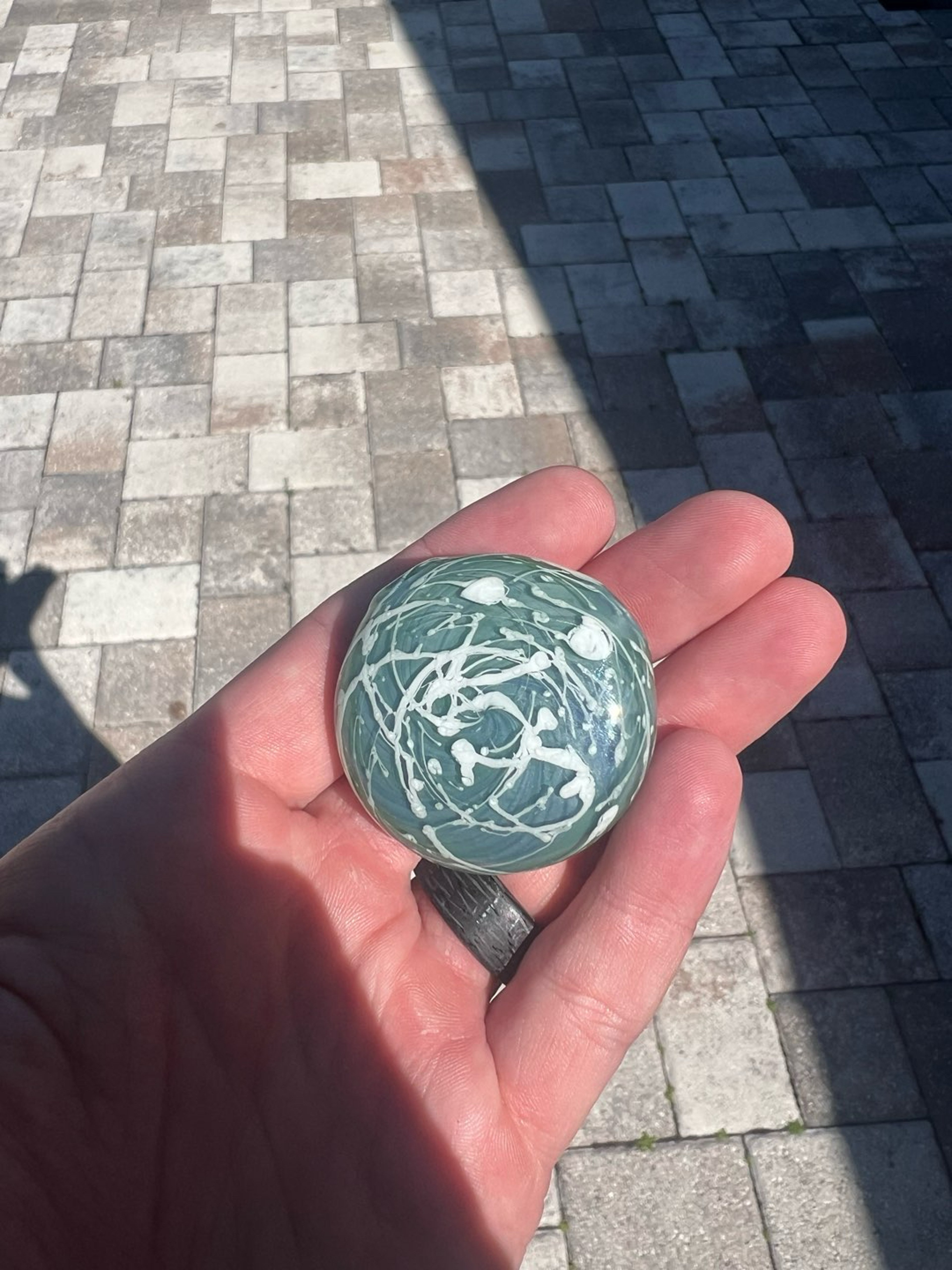 Preview pic of Daddyo Glass - UV Pollock Tech Pendant