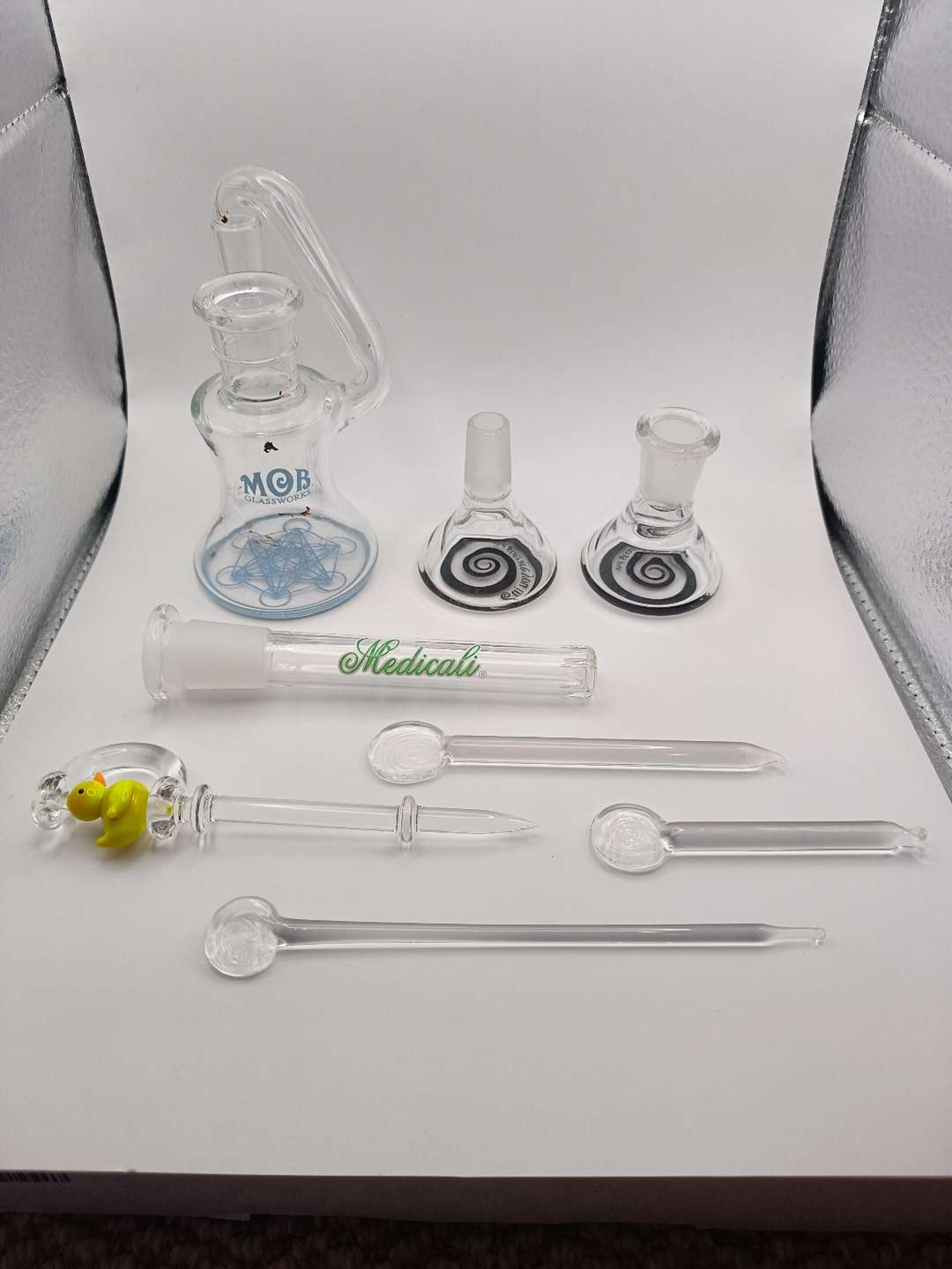 Preview pic of SUPER DEAL: Glass Accessories (Dab tools, downstem, AC, Stands)
