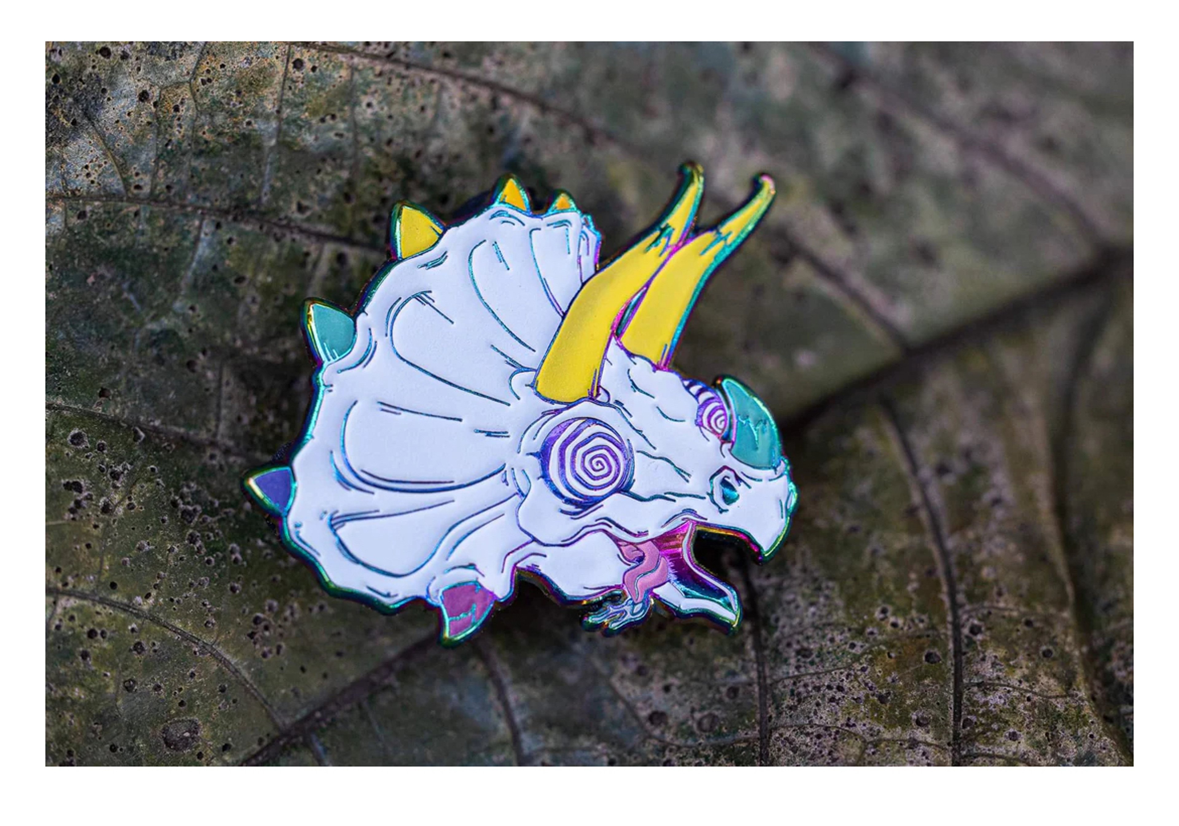 Preview pic of Aaron brooks triceradrops pin le75