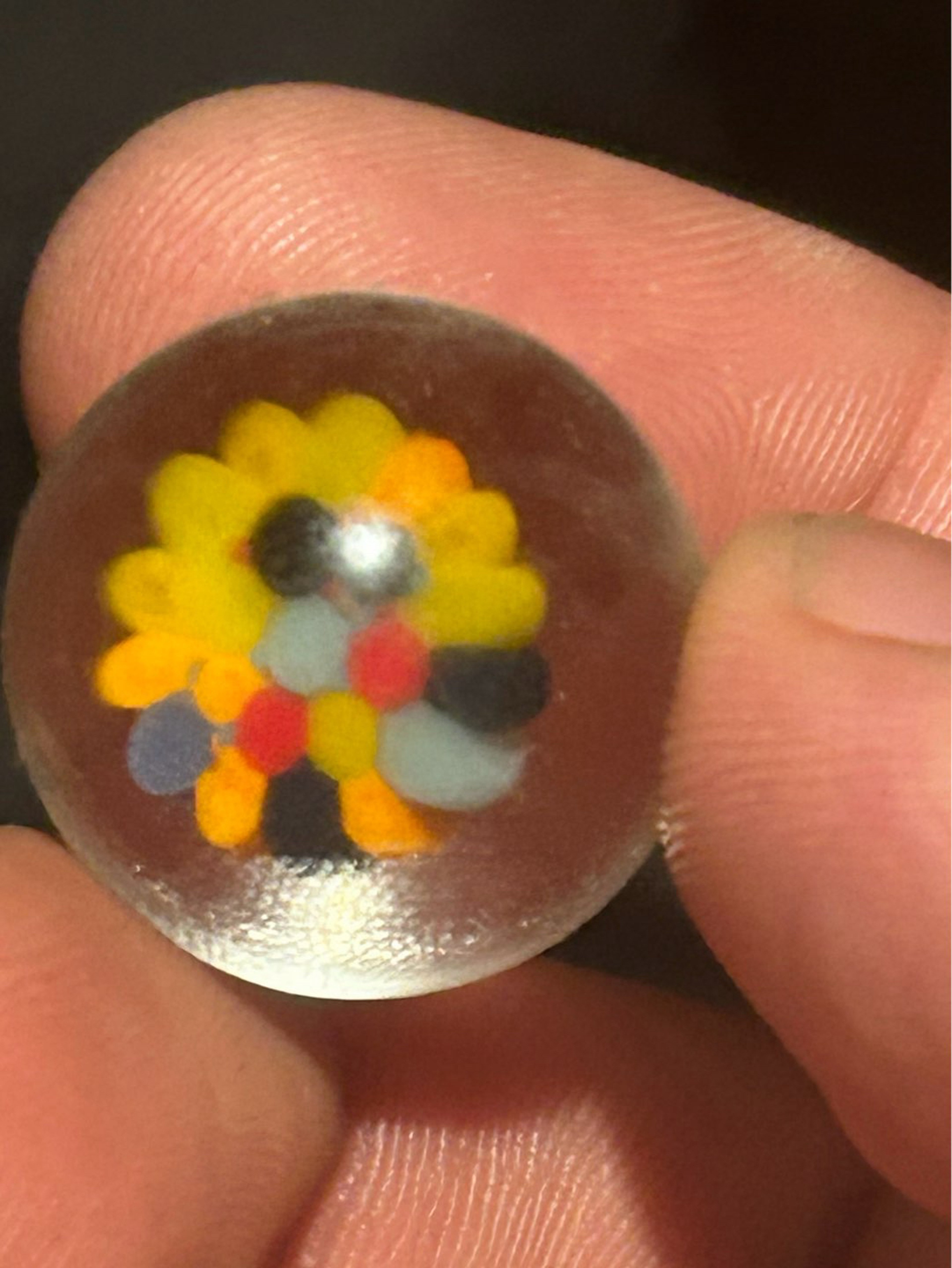 Preview pic of Wallander glass flower millie slurper marble