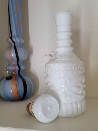 Preview pic of Decanter Bong