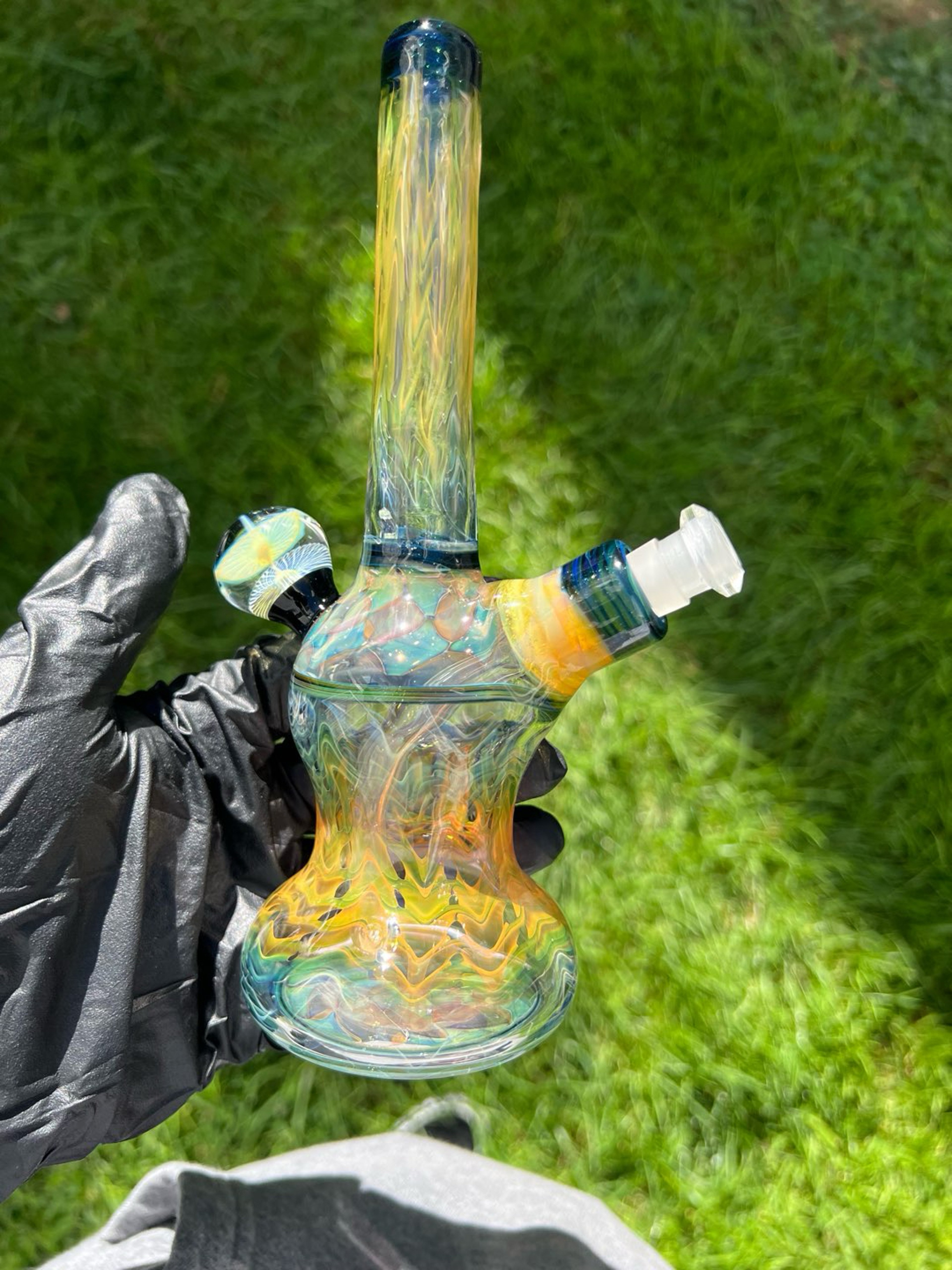 Preview pic of Silver and gold fumed, 10mm tube with removable 2 hole downstem.