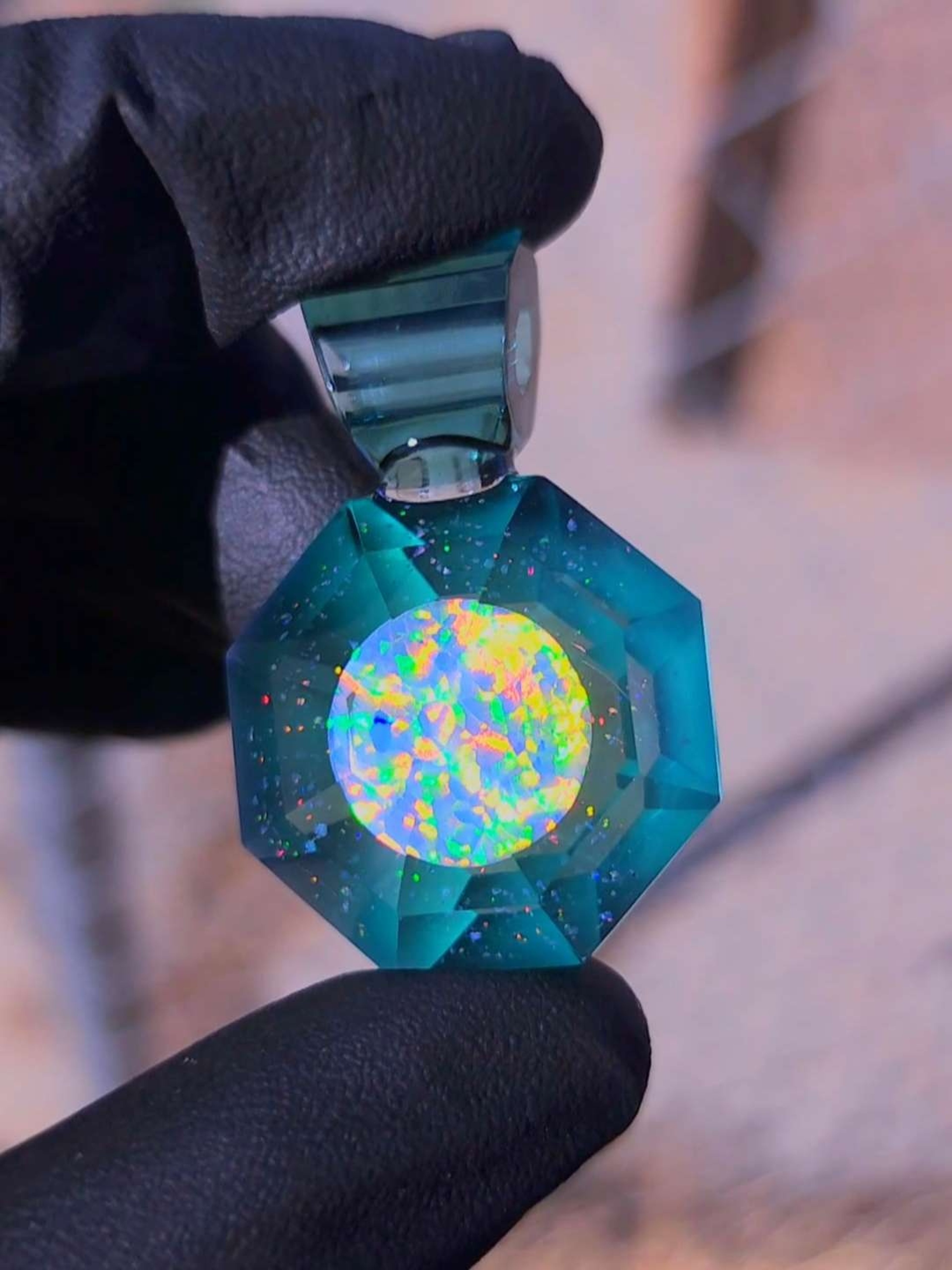 Preview pic of 12mm Opal/Cropal Nemo Faceted Gem Pendant
