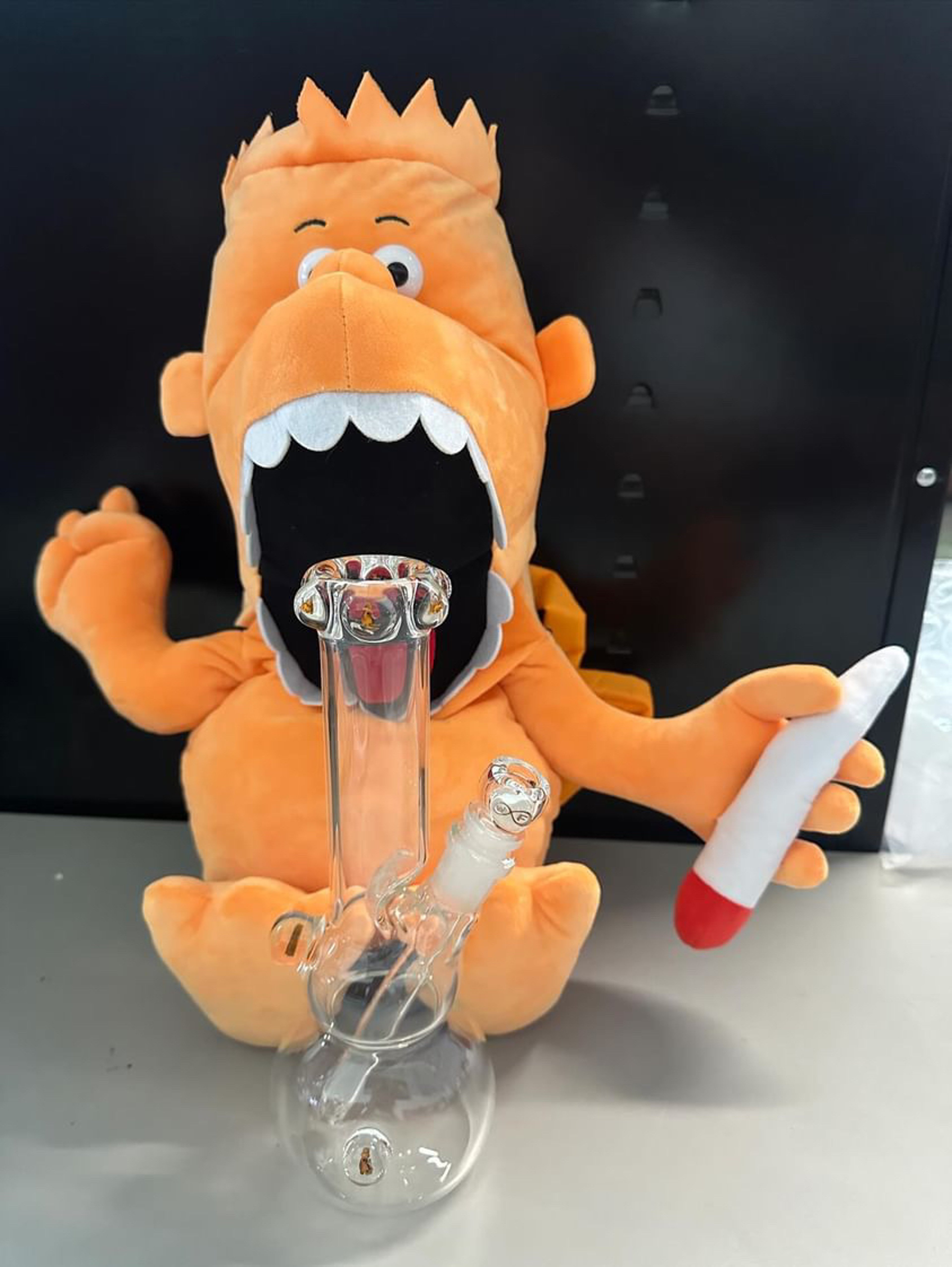 Preview pic of GZ1 Bartfield Bong Bag & matching bong