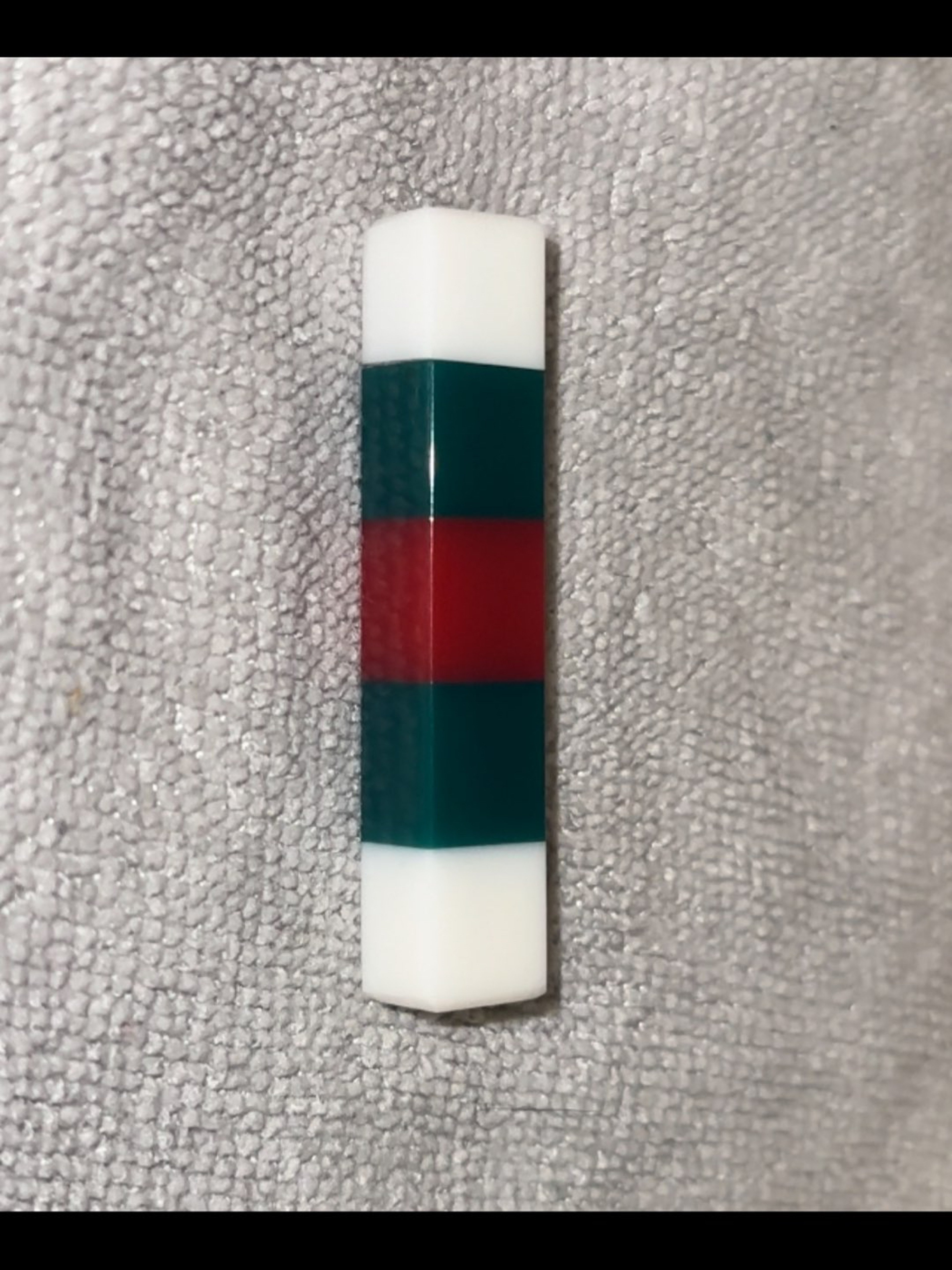Preview pic of Gucci Pocket Dab Tool