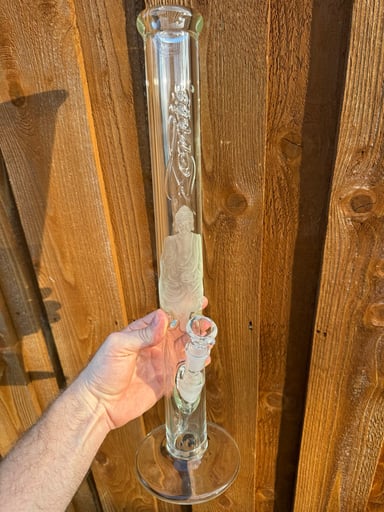 Preview pic of Zenit Toth Tibor Tamas Carved Straight Tube