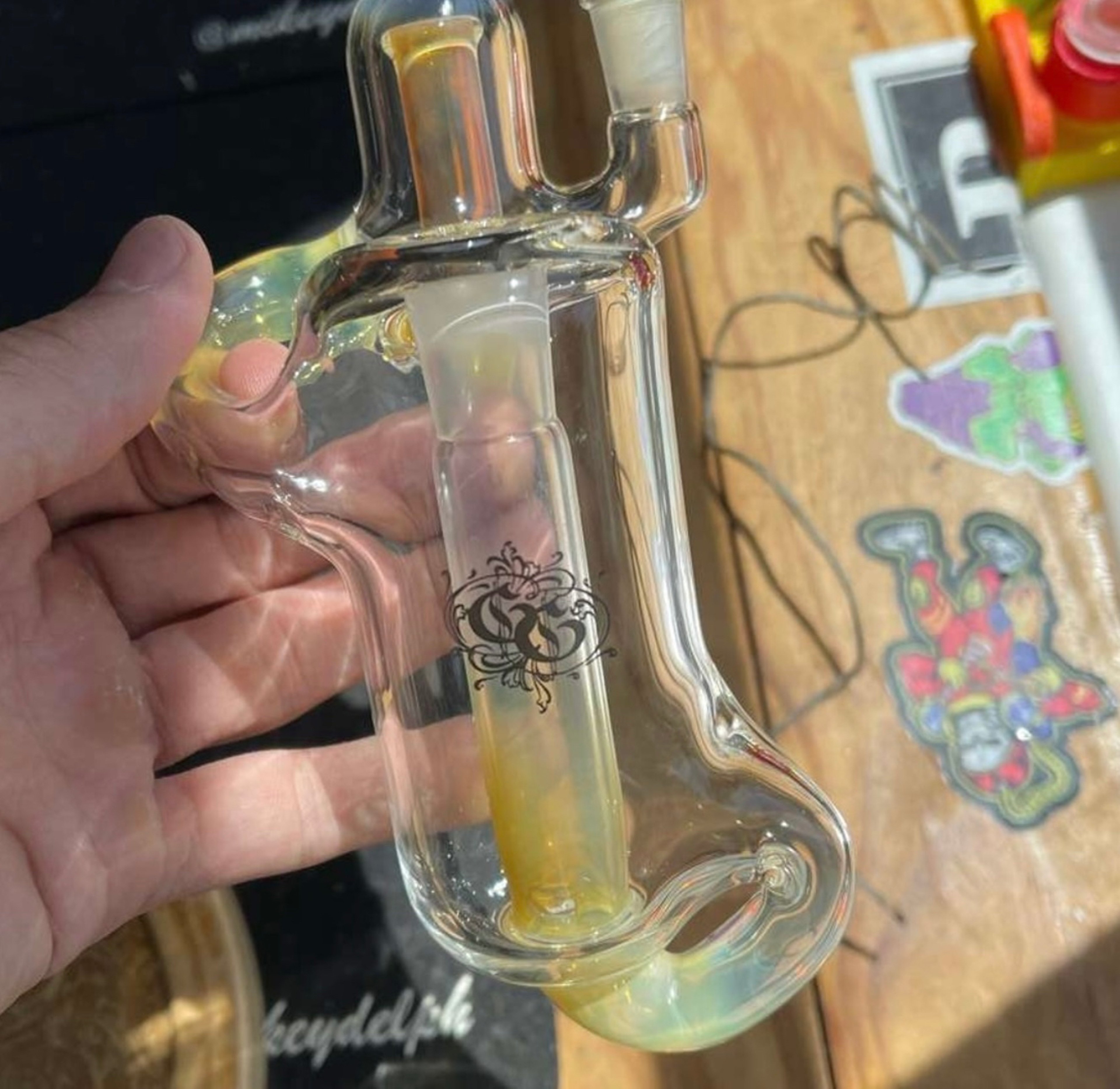 Preview pic of Goldman Glass Ash Catcher